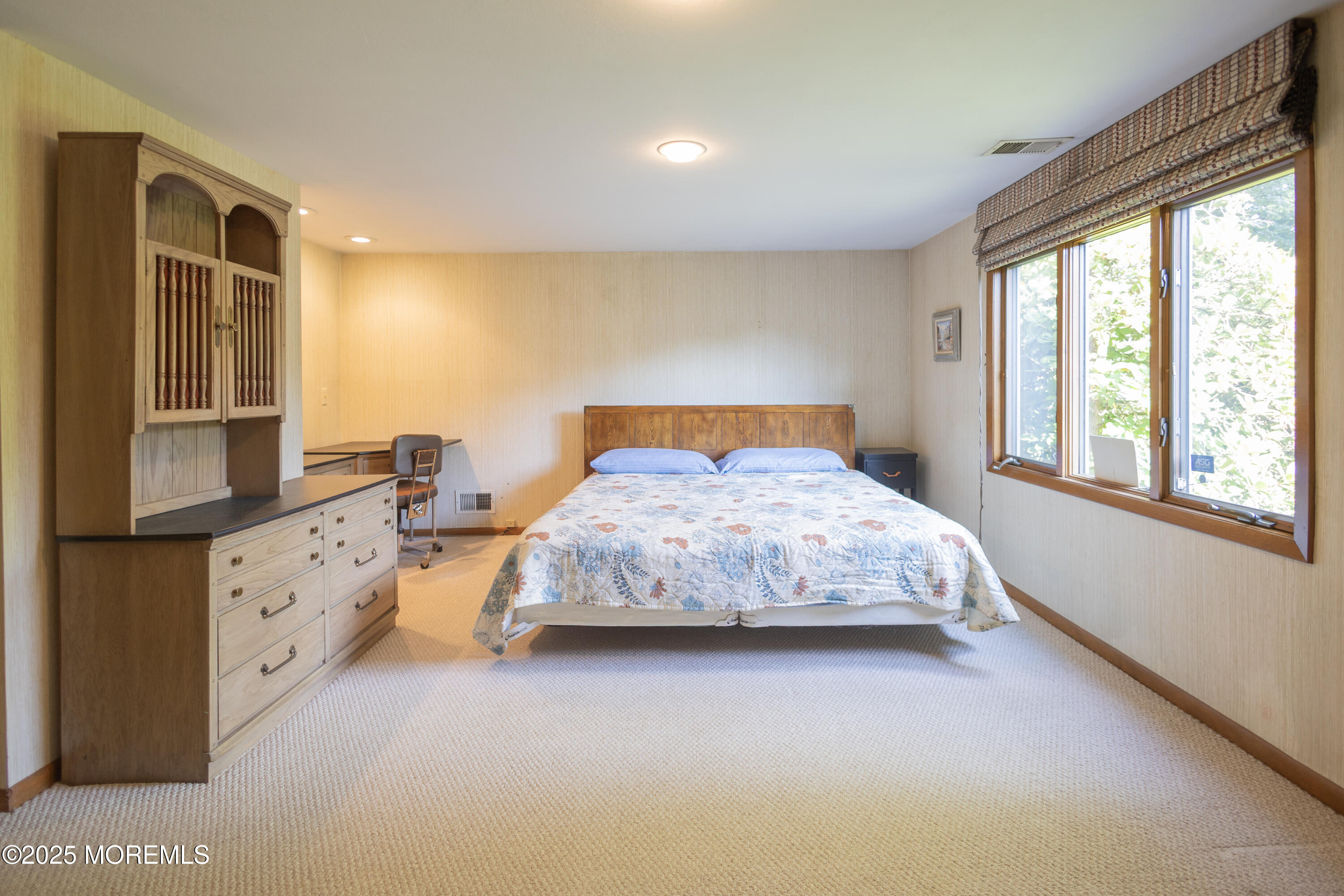 12 Tompkins Road, East Brunswick, NJ, 08816 image 45