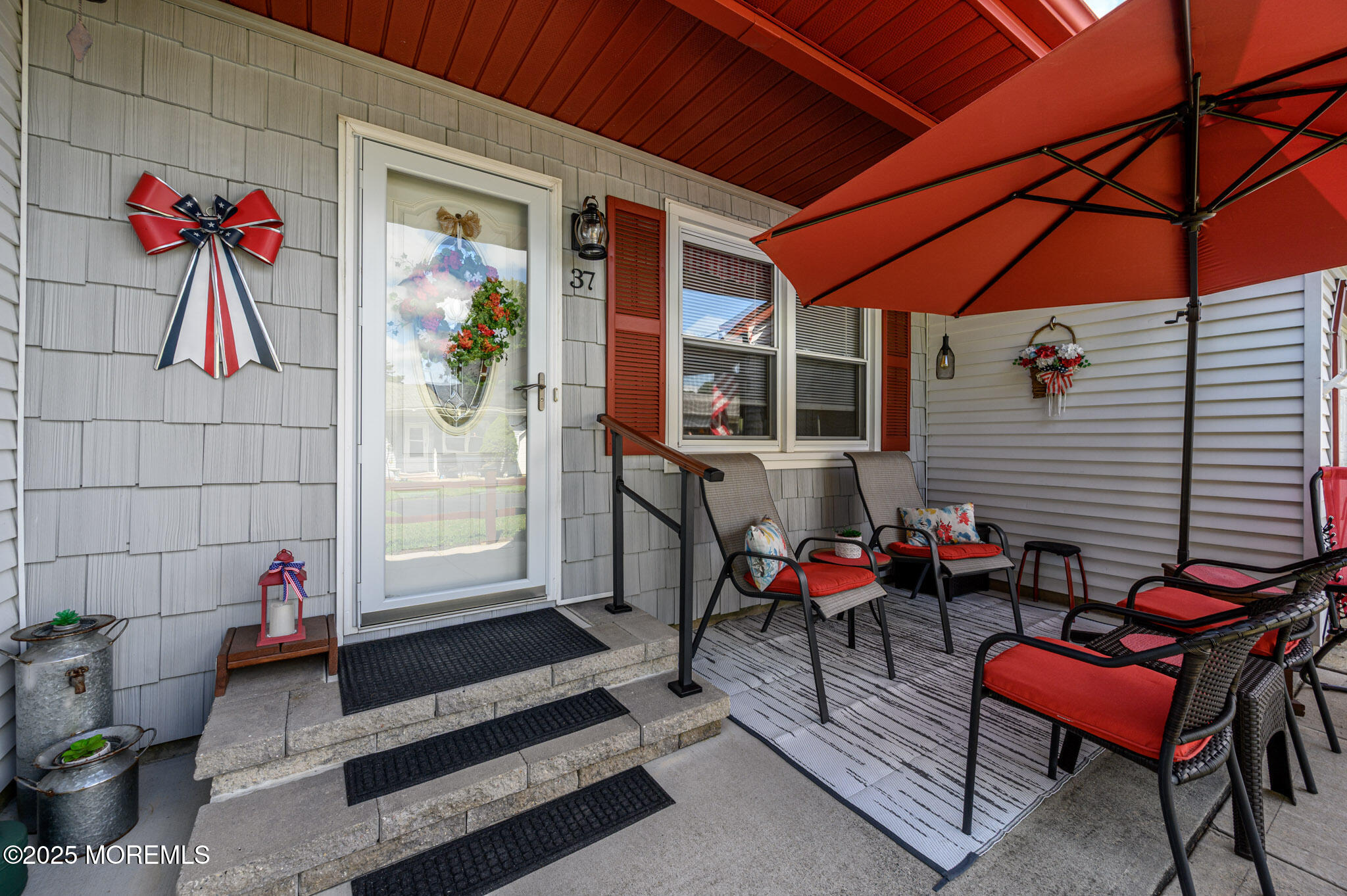 37 S Chestnut Avenue Image 2