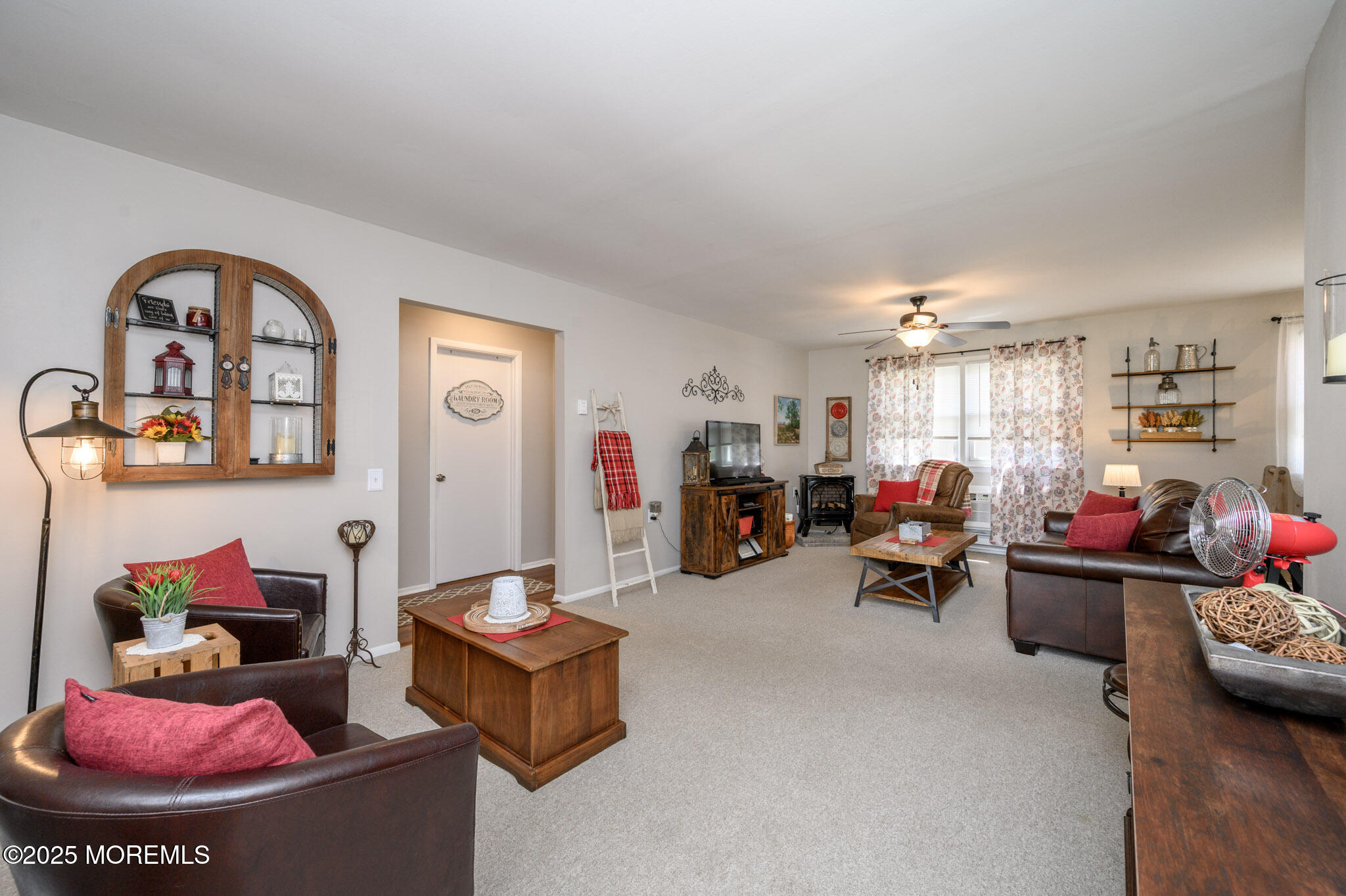 37 S Chestnut Avenue Image 4