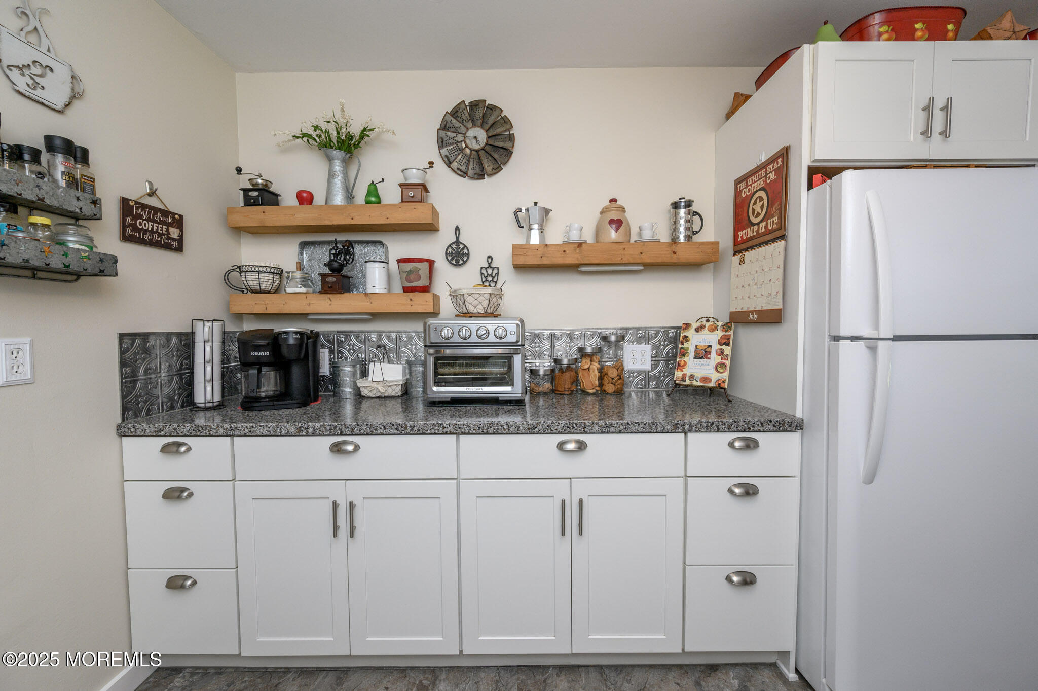 37 S Chestnut Avenue, Manchester, NJ, 08759 image 14