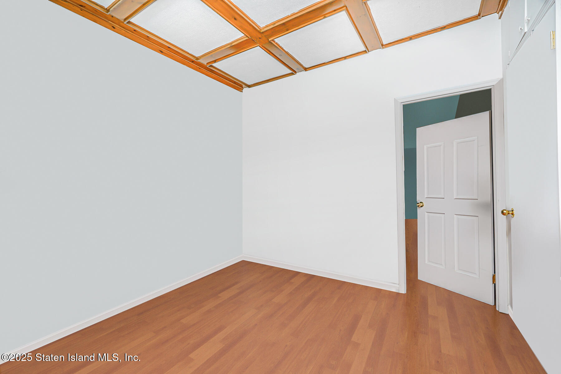 654 58th Street Image 5