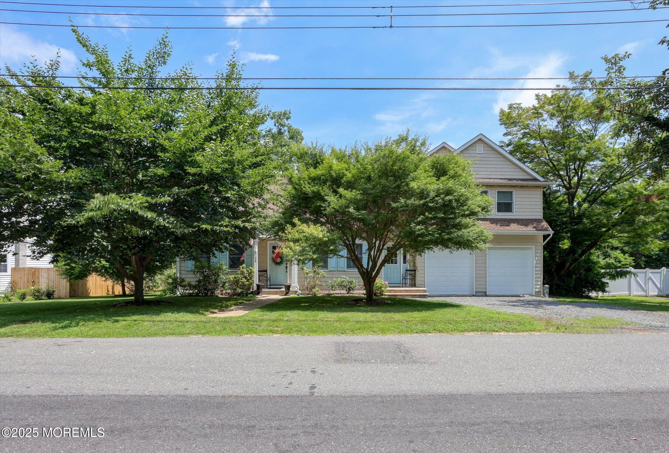708 Lyman Avenue Image 2