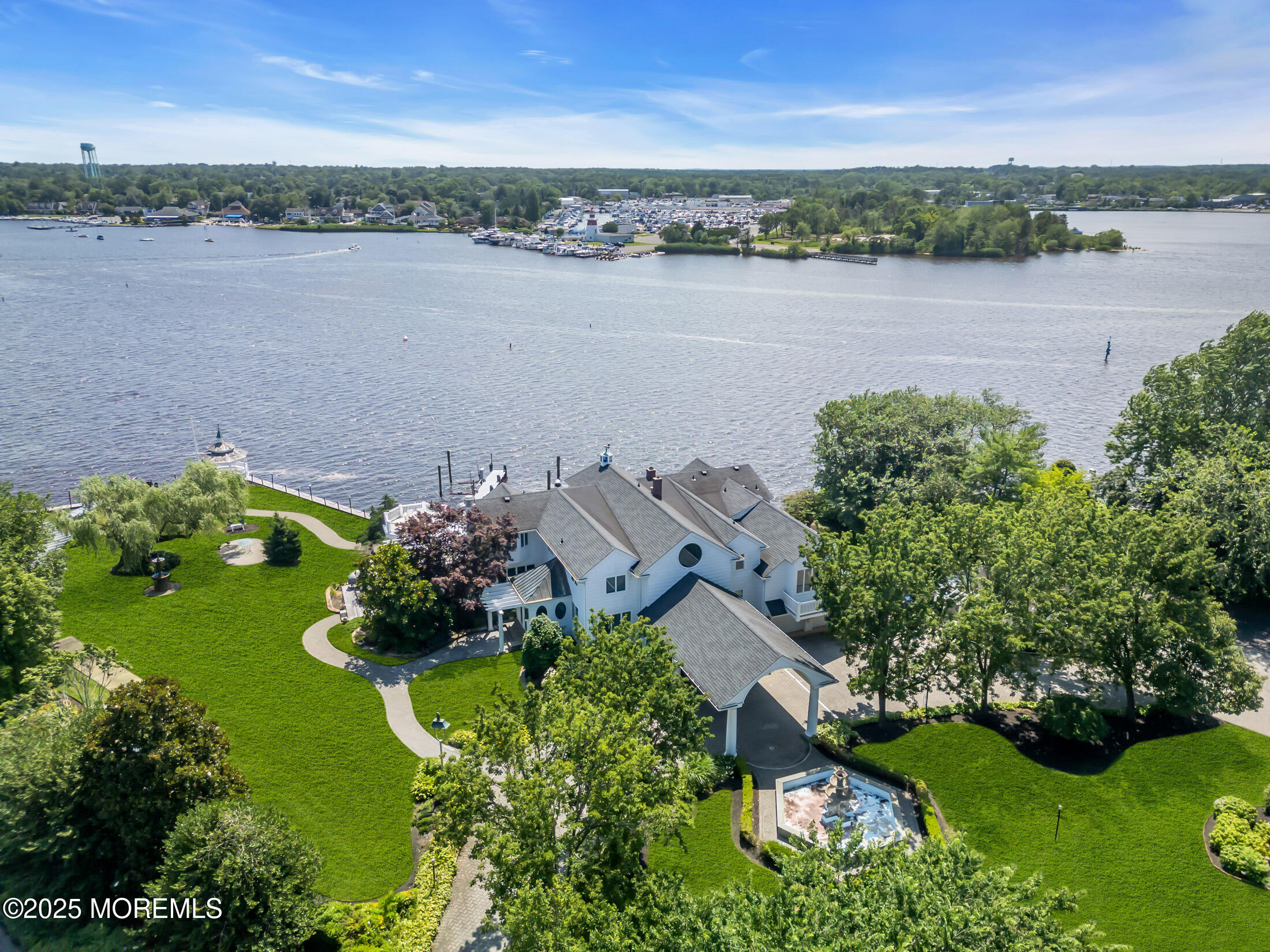 35 Magnolia Lane Image 3