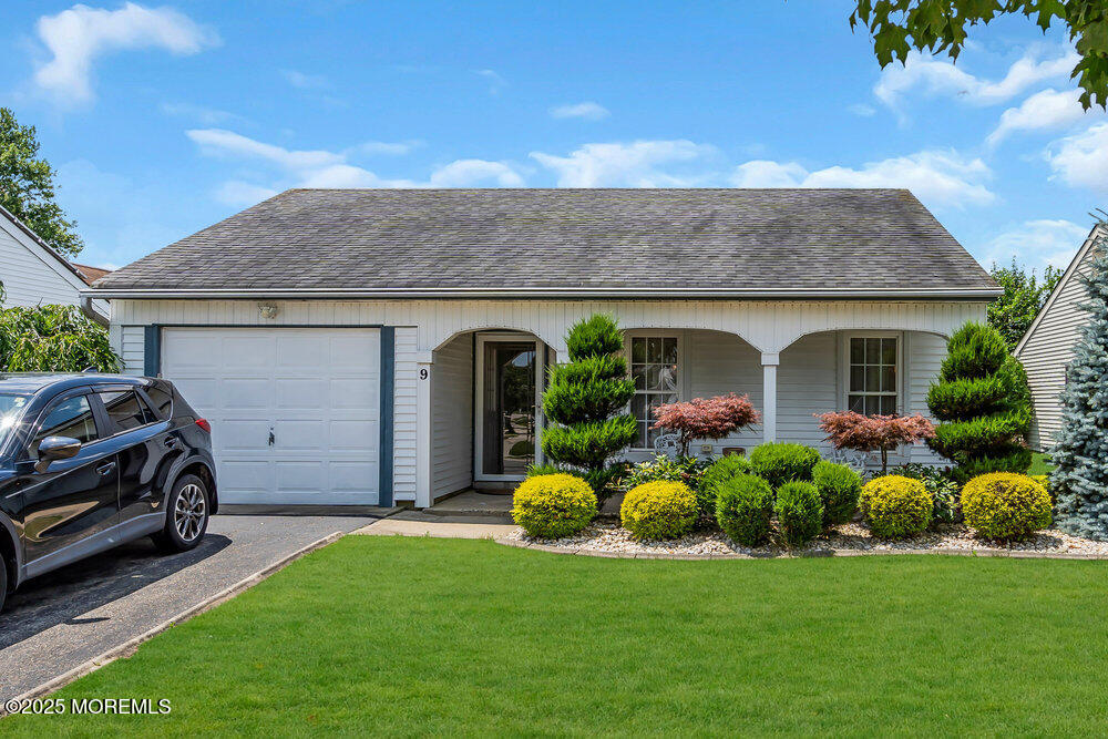 9 Oakham Row, Manchester, NJ, 08759
