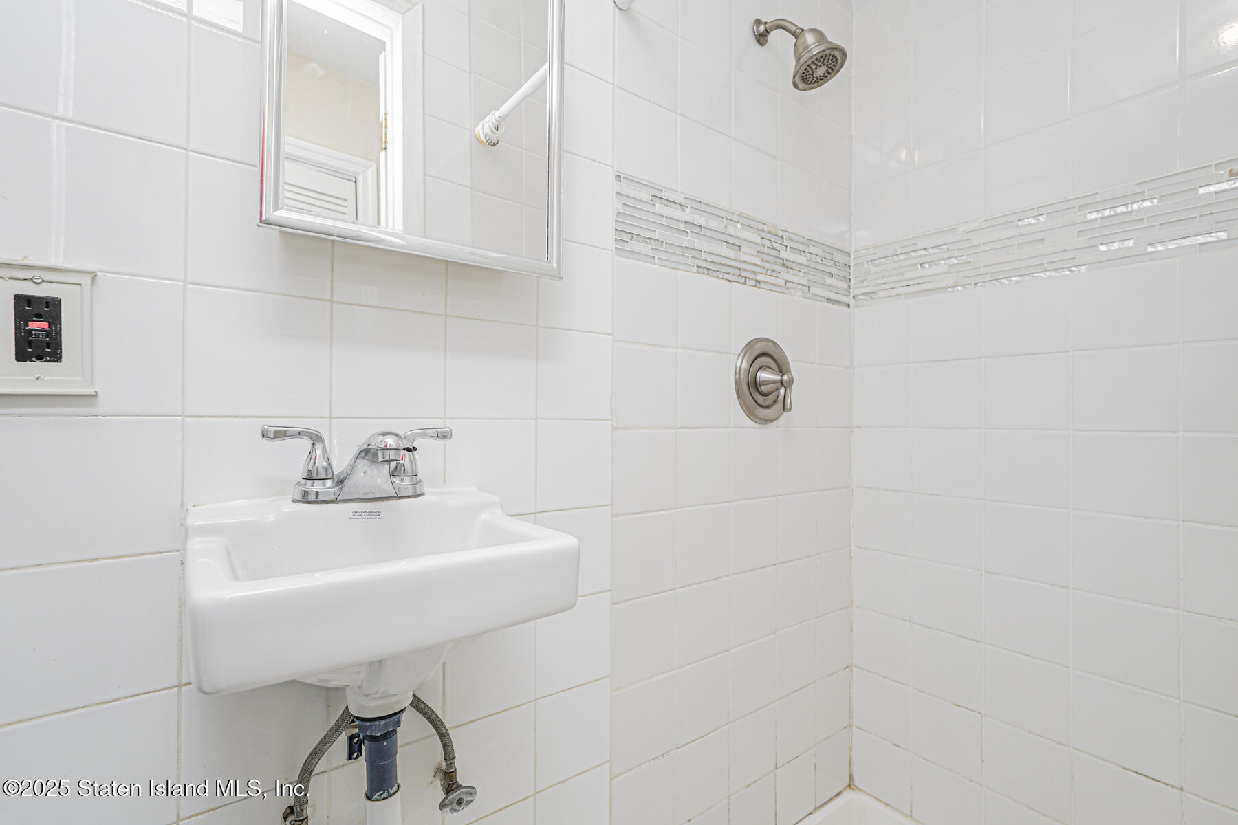 429 Hylan Boulevard, Staten Island, NY, 10305 image 16