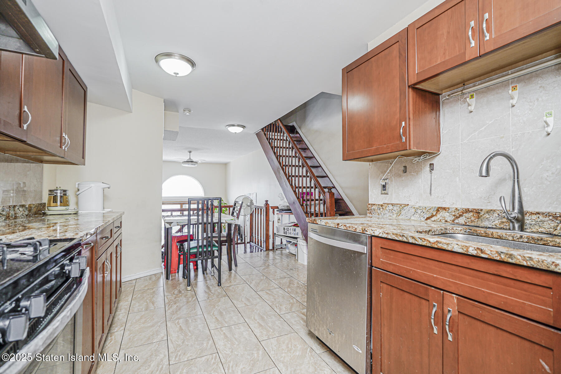 429 Hylan Boulevard, Staten Island, NY, 10305 image 12