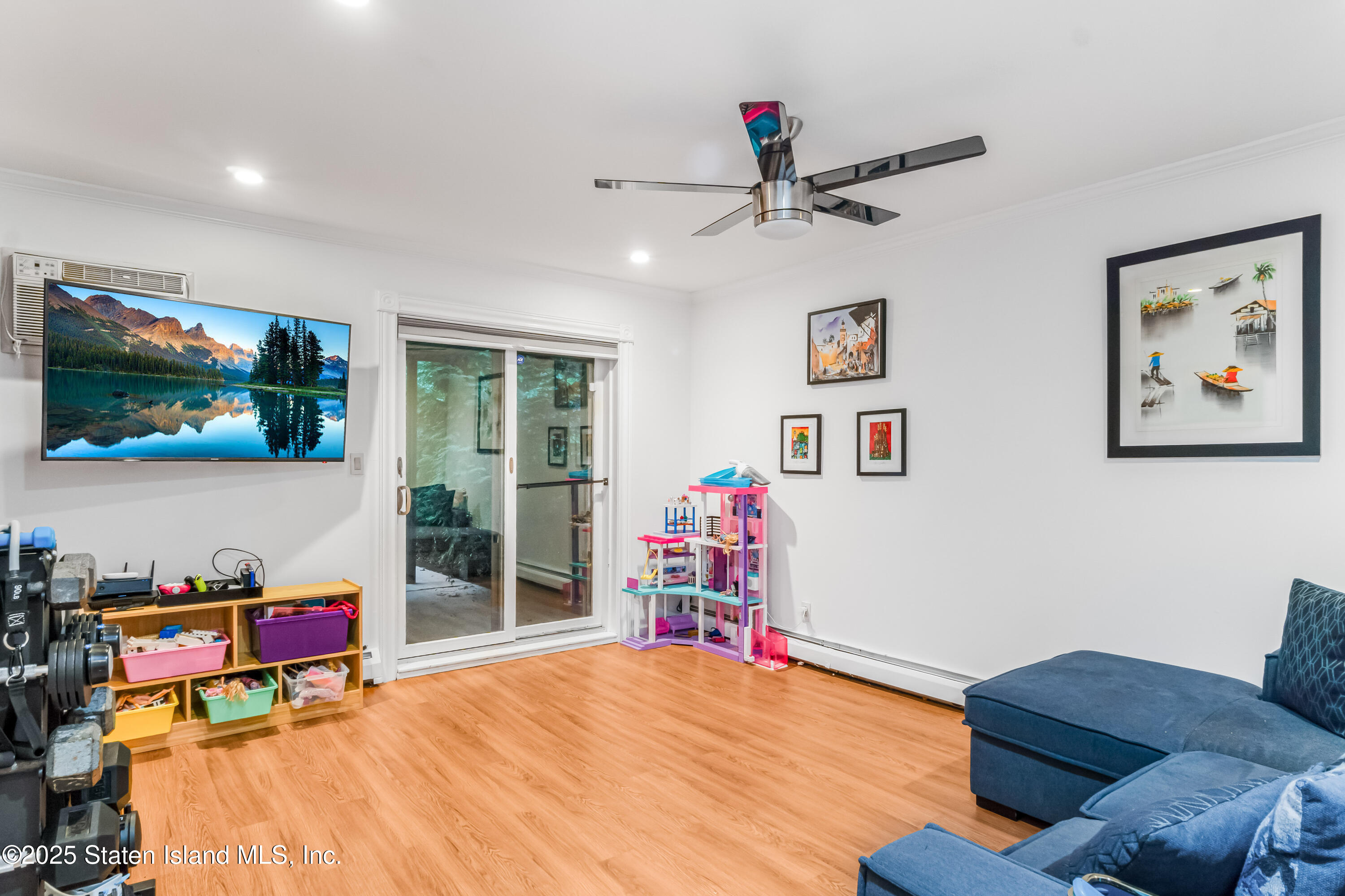 124 North Drive, Staten Island, NY, 10305 image 10