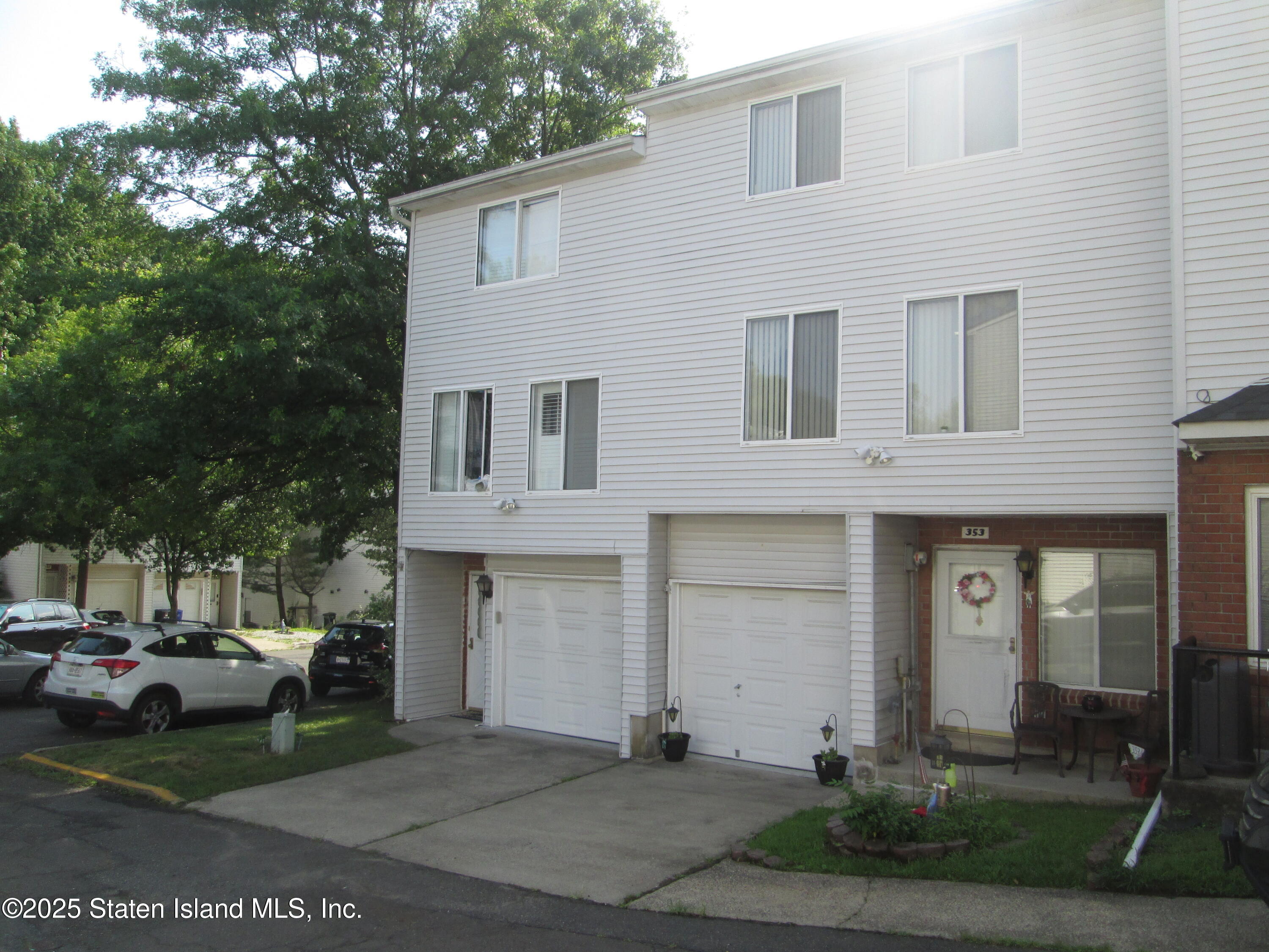 355 Ilyssa Way Image 3