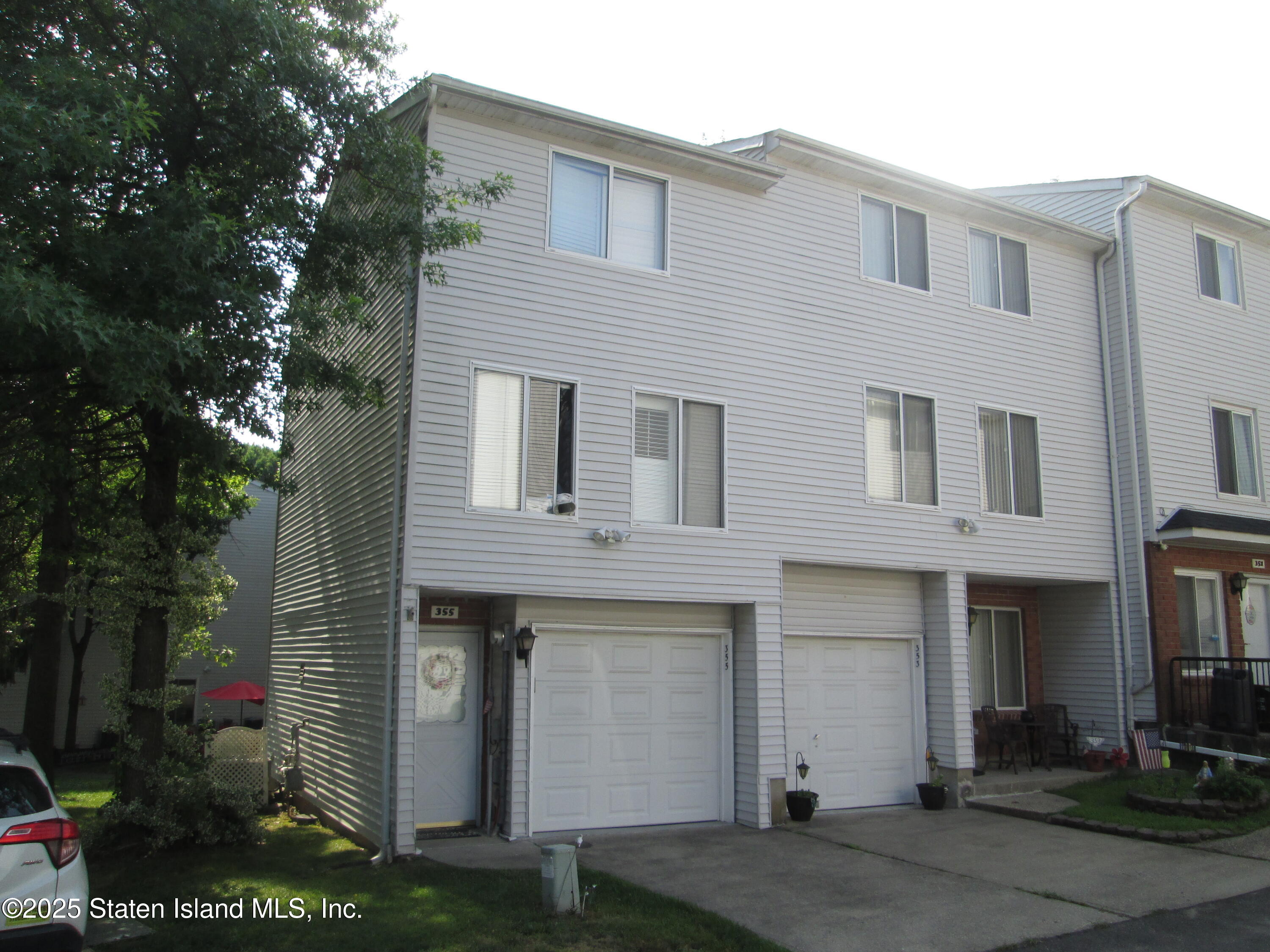 355 Ilyssa Way, Staten Island, NY, 10312
