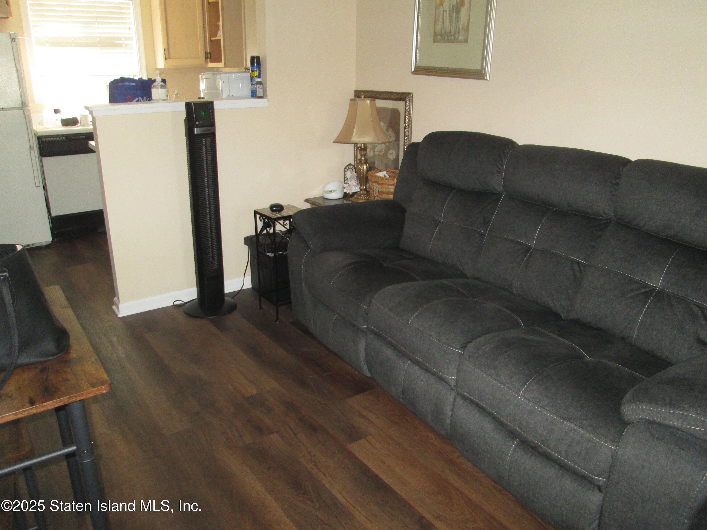 355 Ilyssa Way Image 4