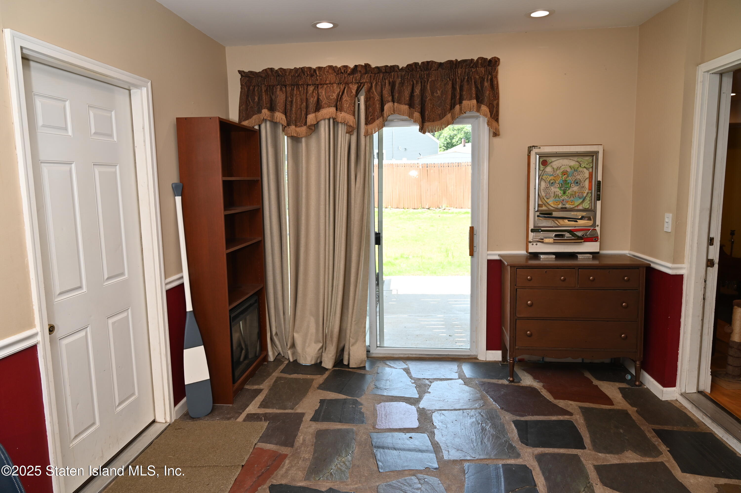 6 Nancy Circle, Edison, NJ, 08820 image 29