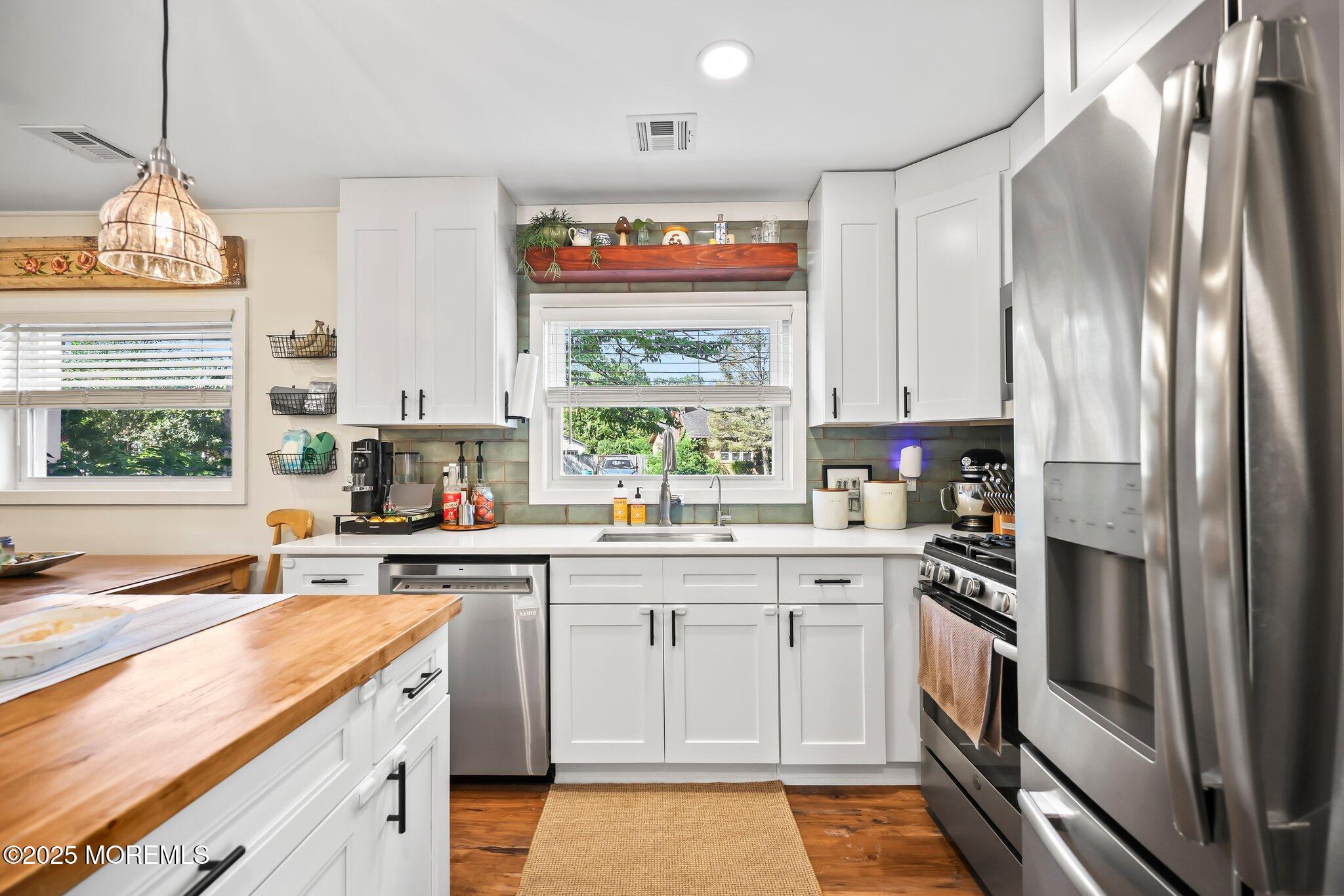 123 Cedarhurst Road Image 4