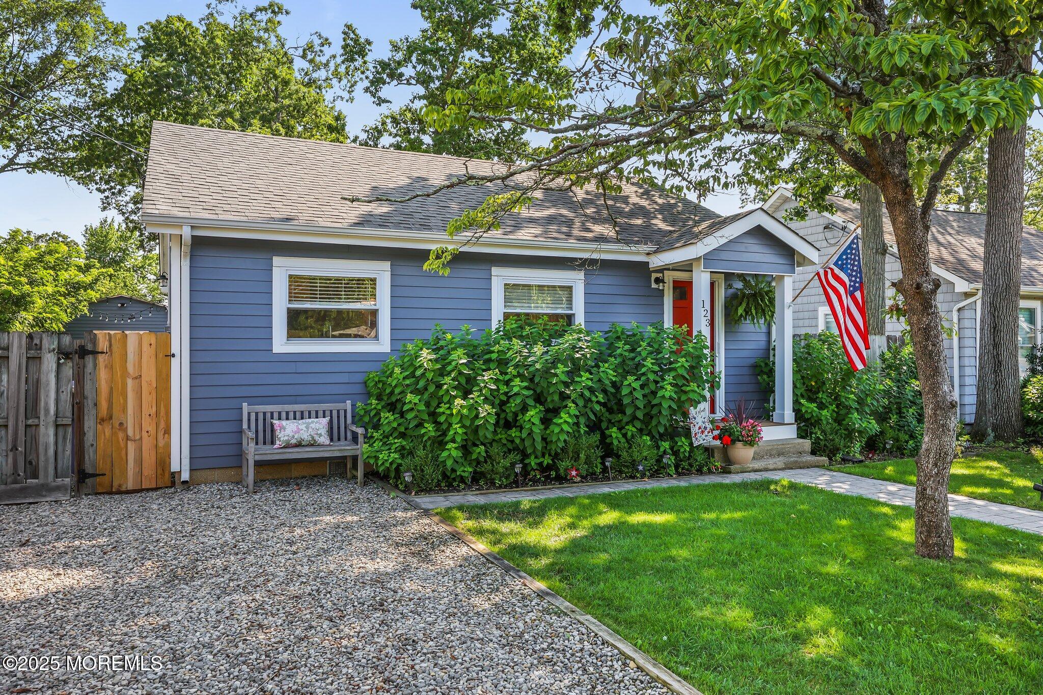 123 Cedarhurst Road Image 2