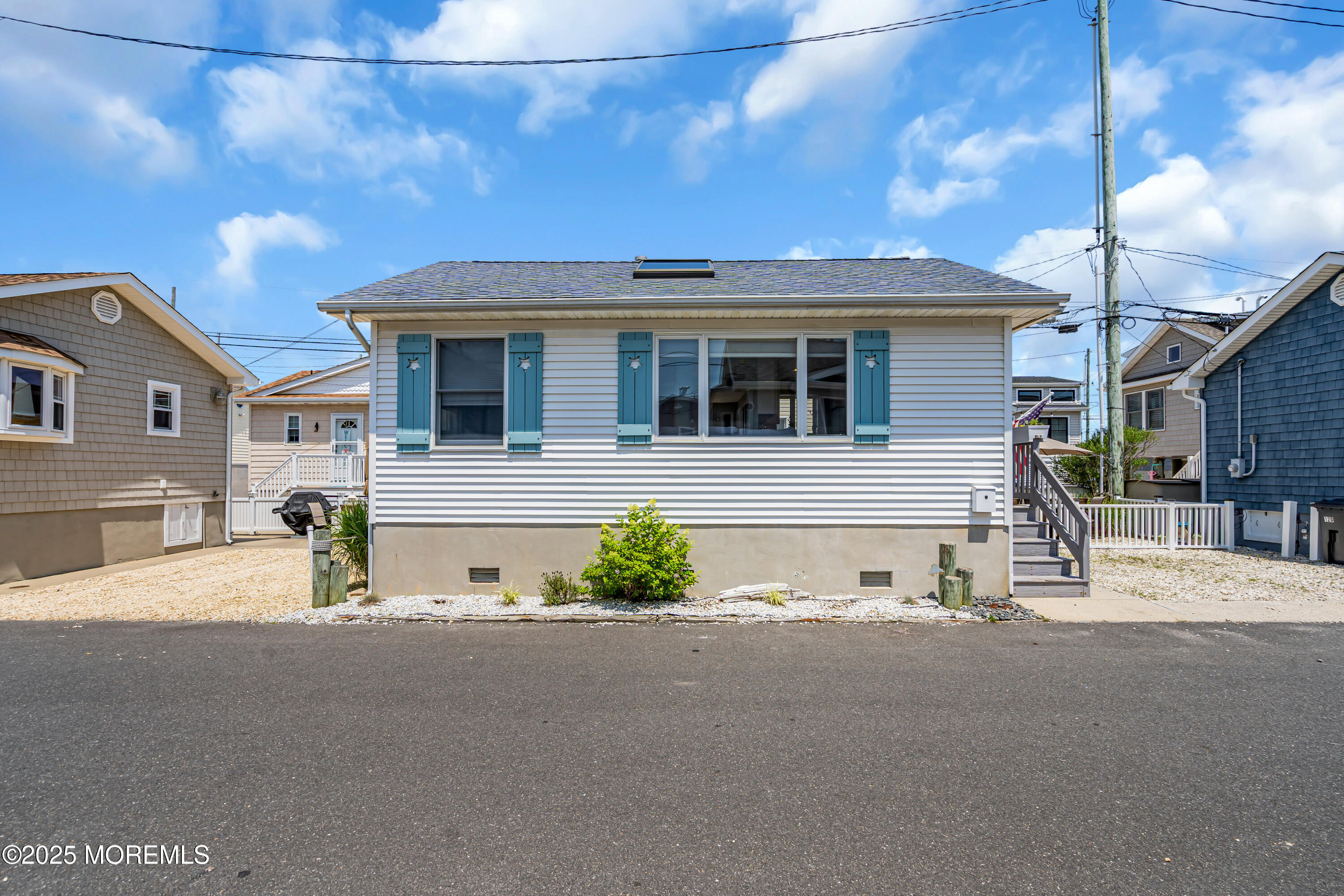 120 W Chadwick Way Image 3
