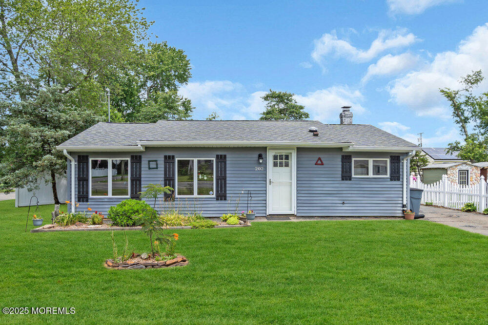 202 Beach Boulevard Image 2