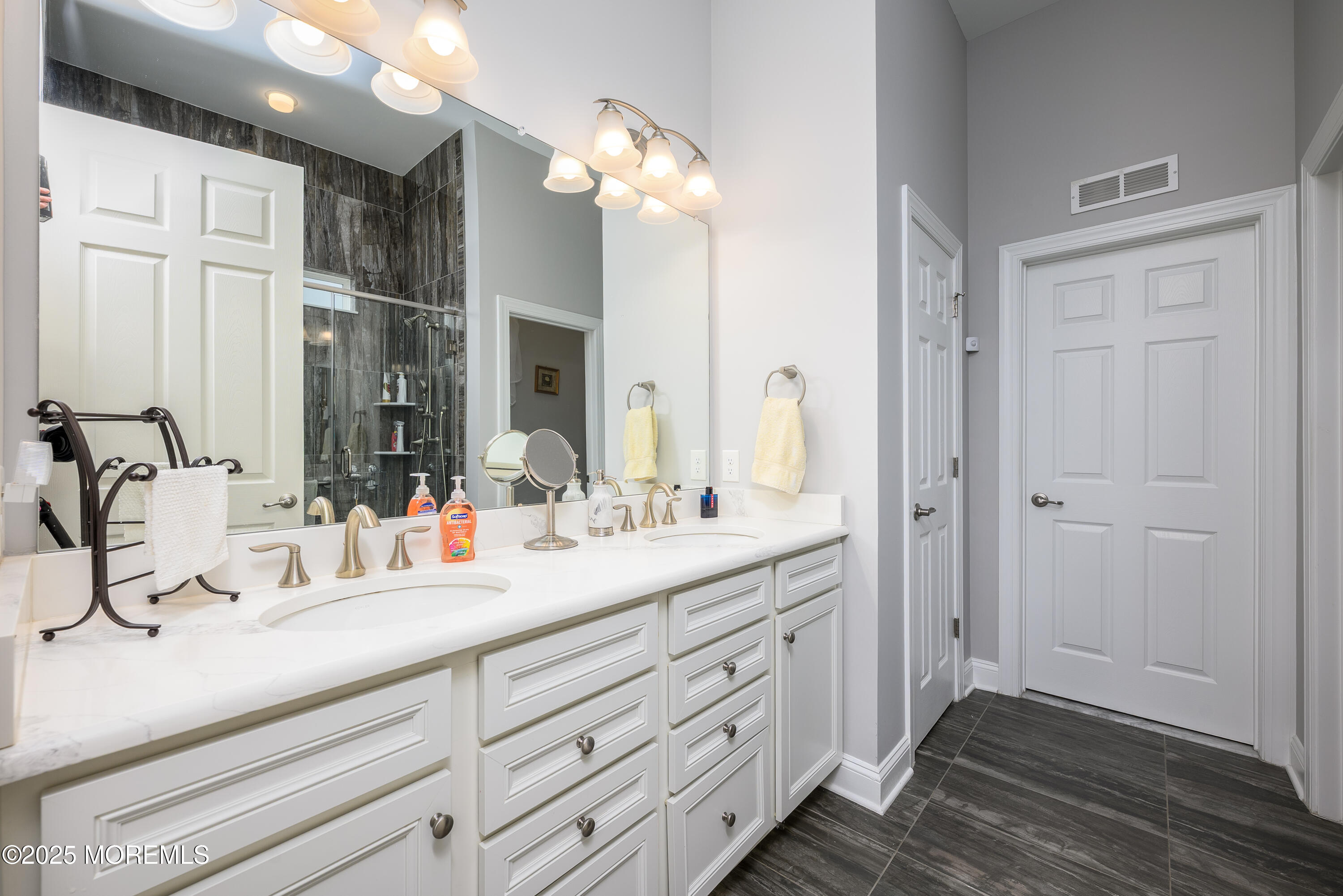 2 Banquet Court, Howell, NJ, 07731 image 23