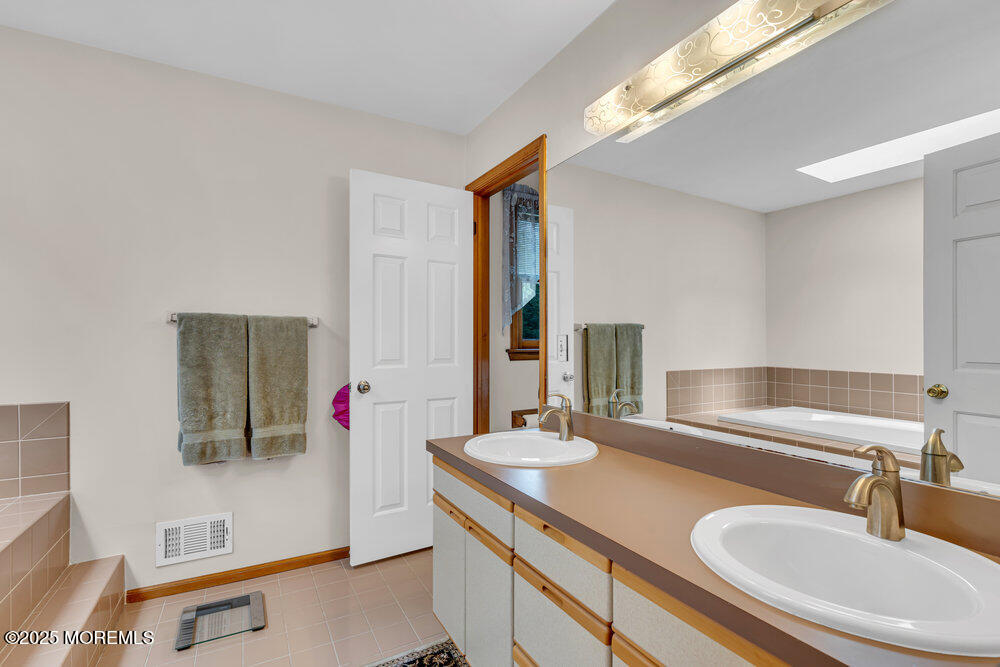 12 Cedar Court, Jackson, NJ, 08527 image 22
