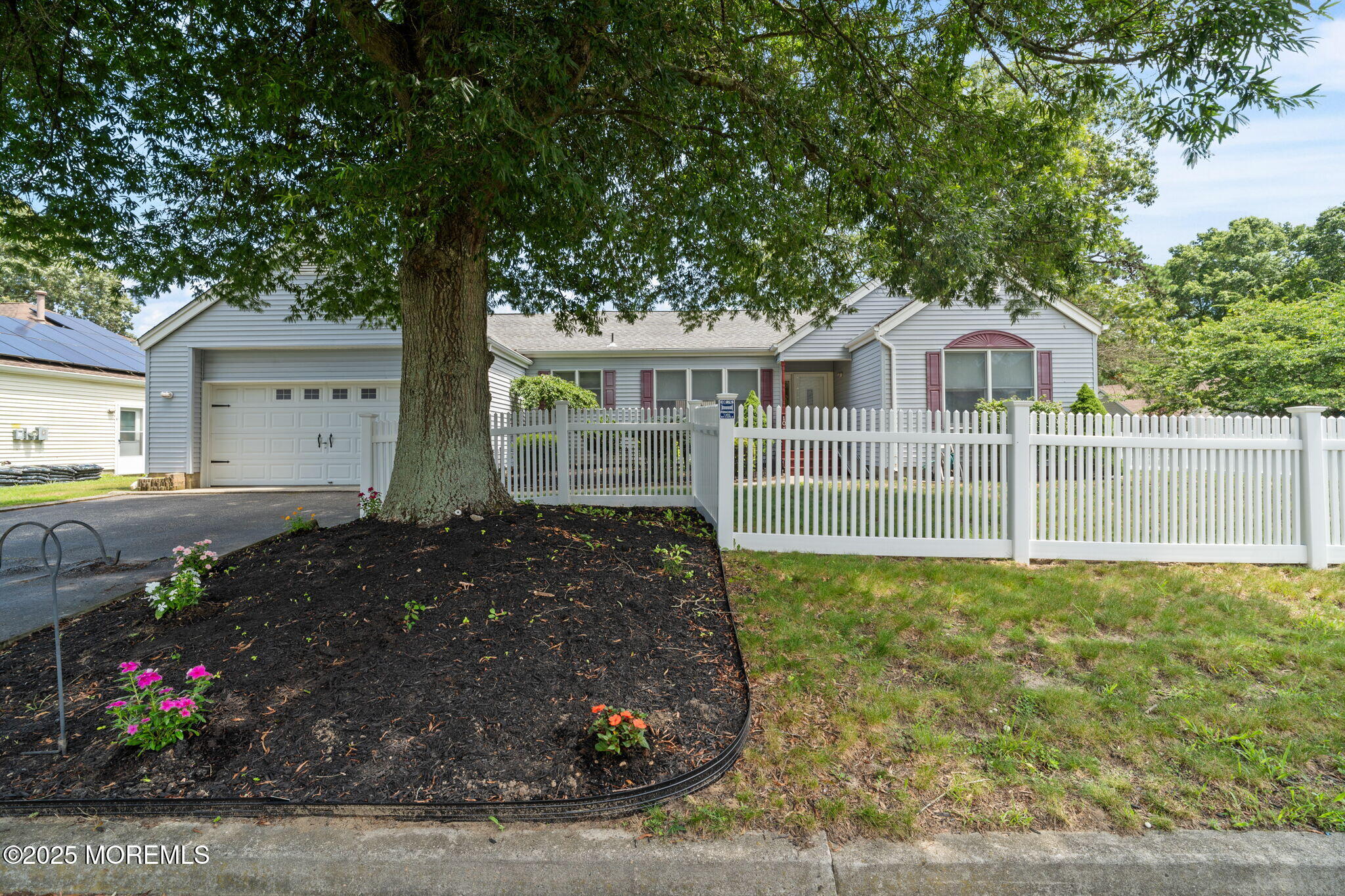 101 Foxwood Lane Image 3