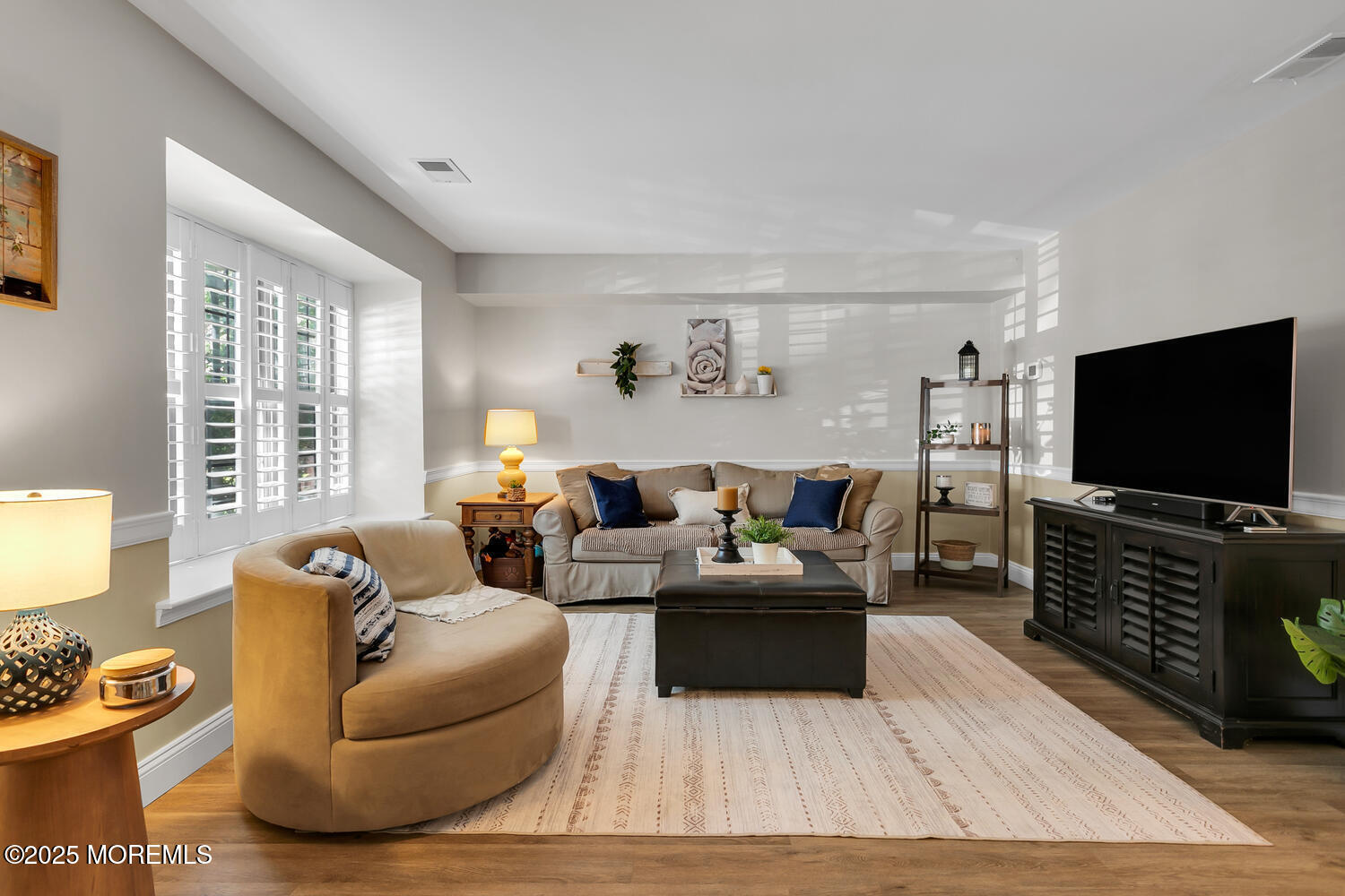109 Dundee Court, Aberdeen, NJ, 07747