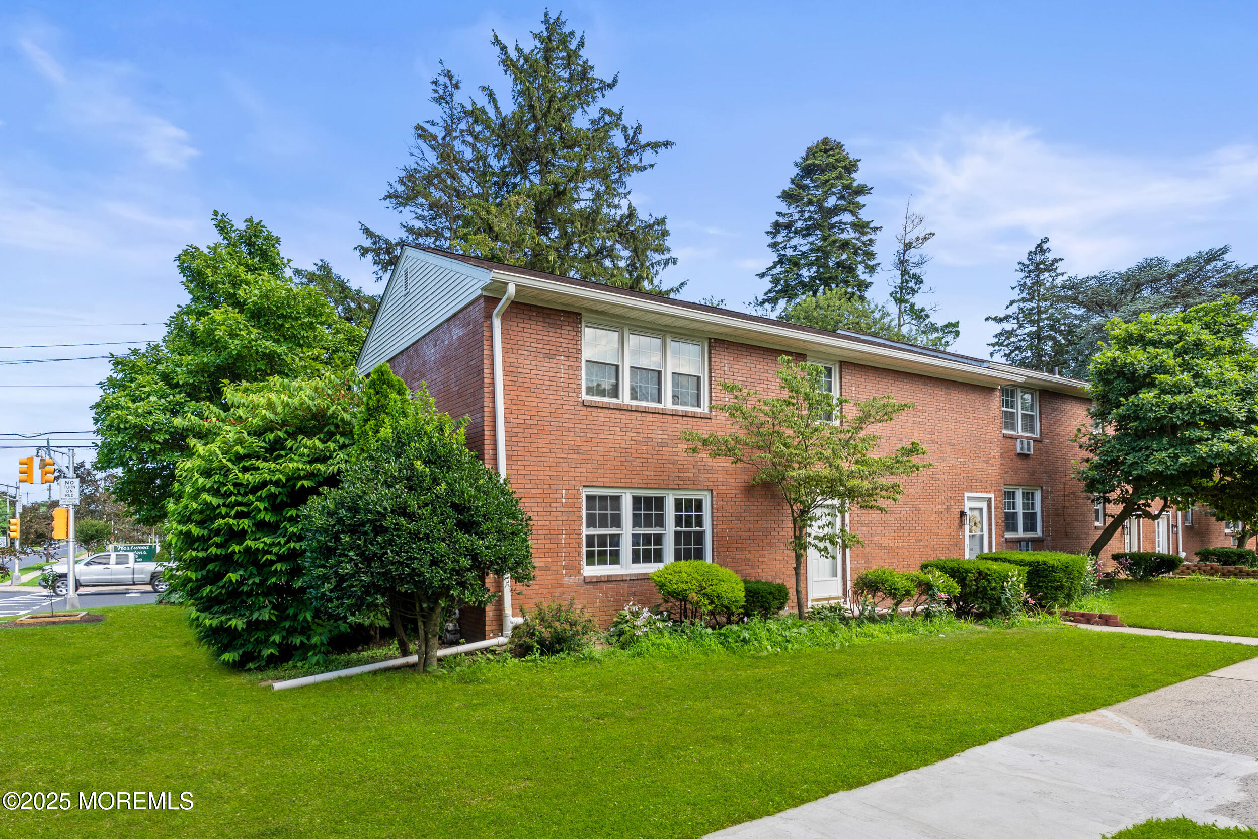 364 Westwood Avenue 61 Image 5
