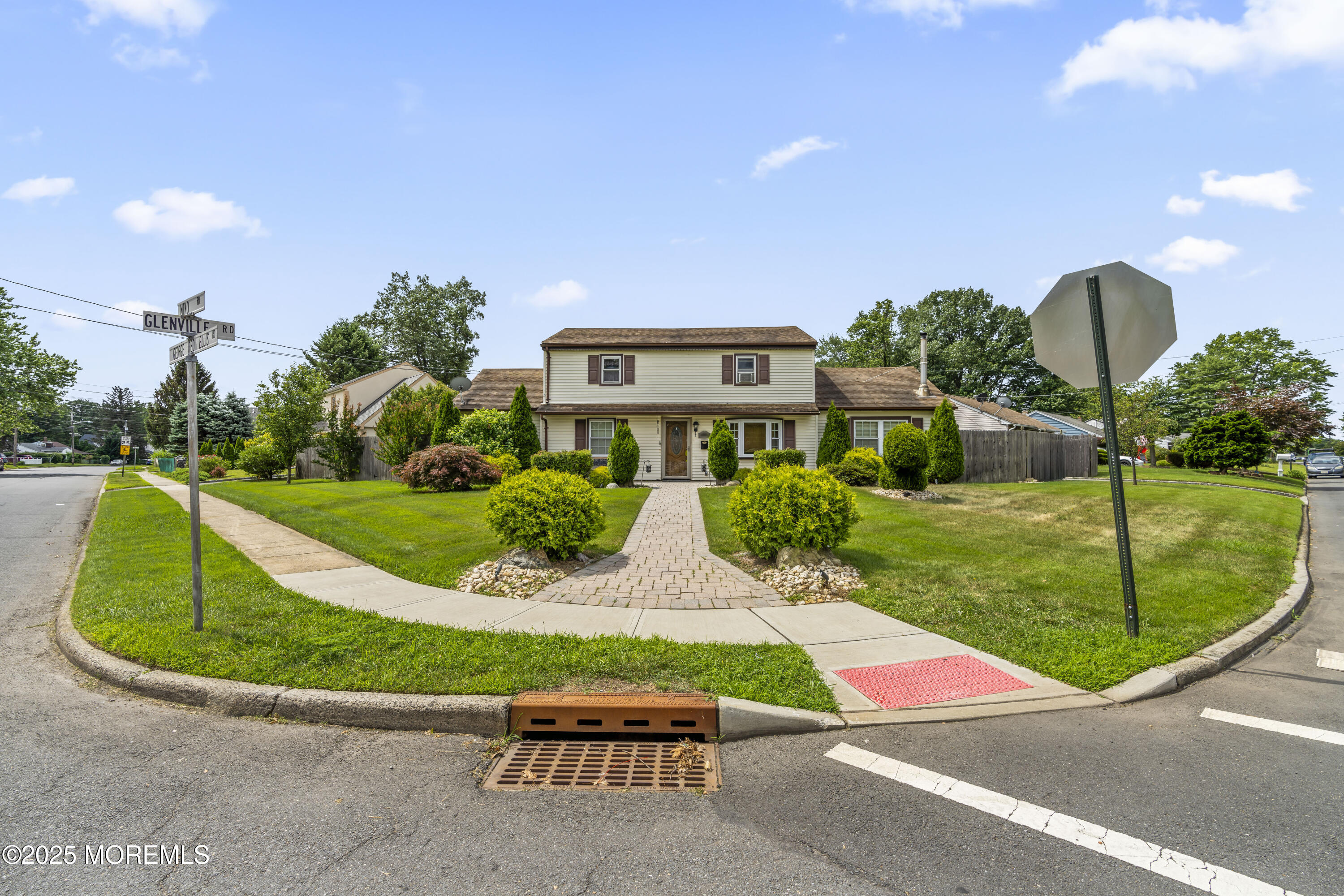 32 Glenville Road Image 2
