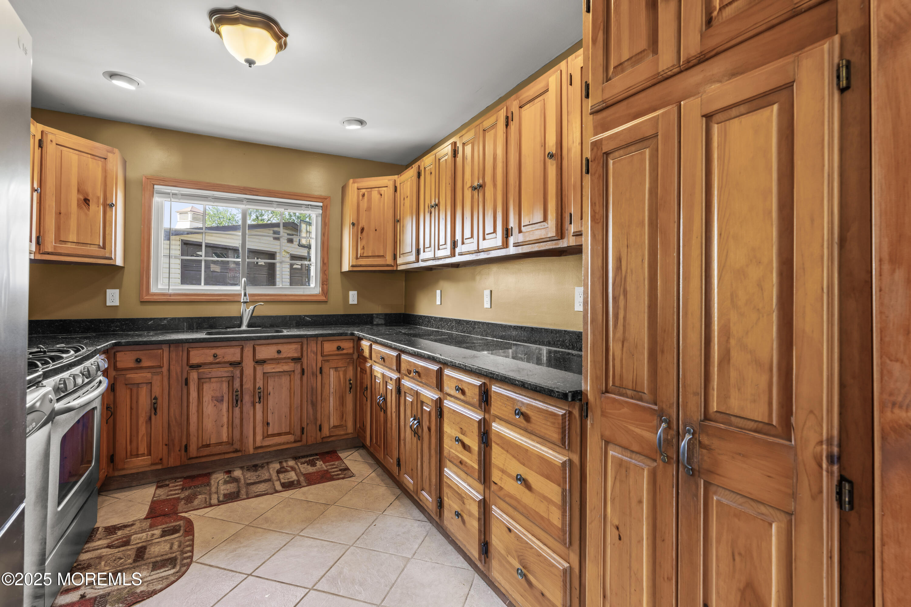 32 Glenville Road, Edison, NJ, 08817 image 14