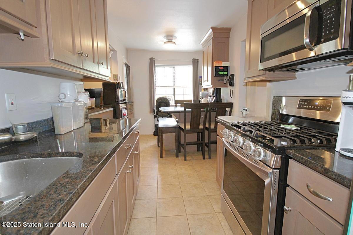 160 Devon Loop #5, Staten Island, NY, 10314 image 7