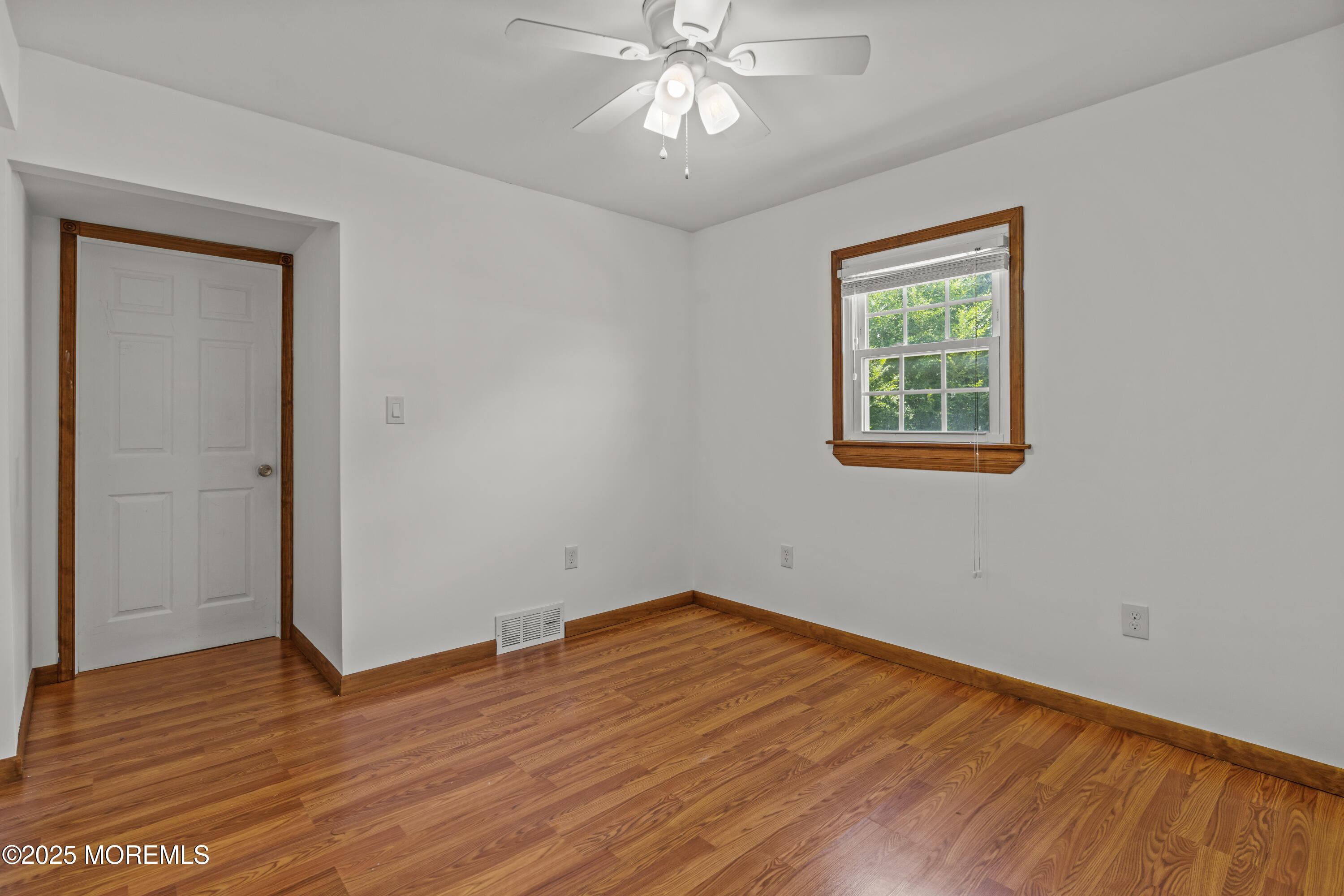 32 Glenville Road, Edison, NJ, 08817 image 23
