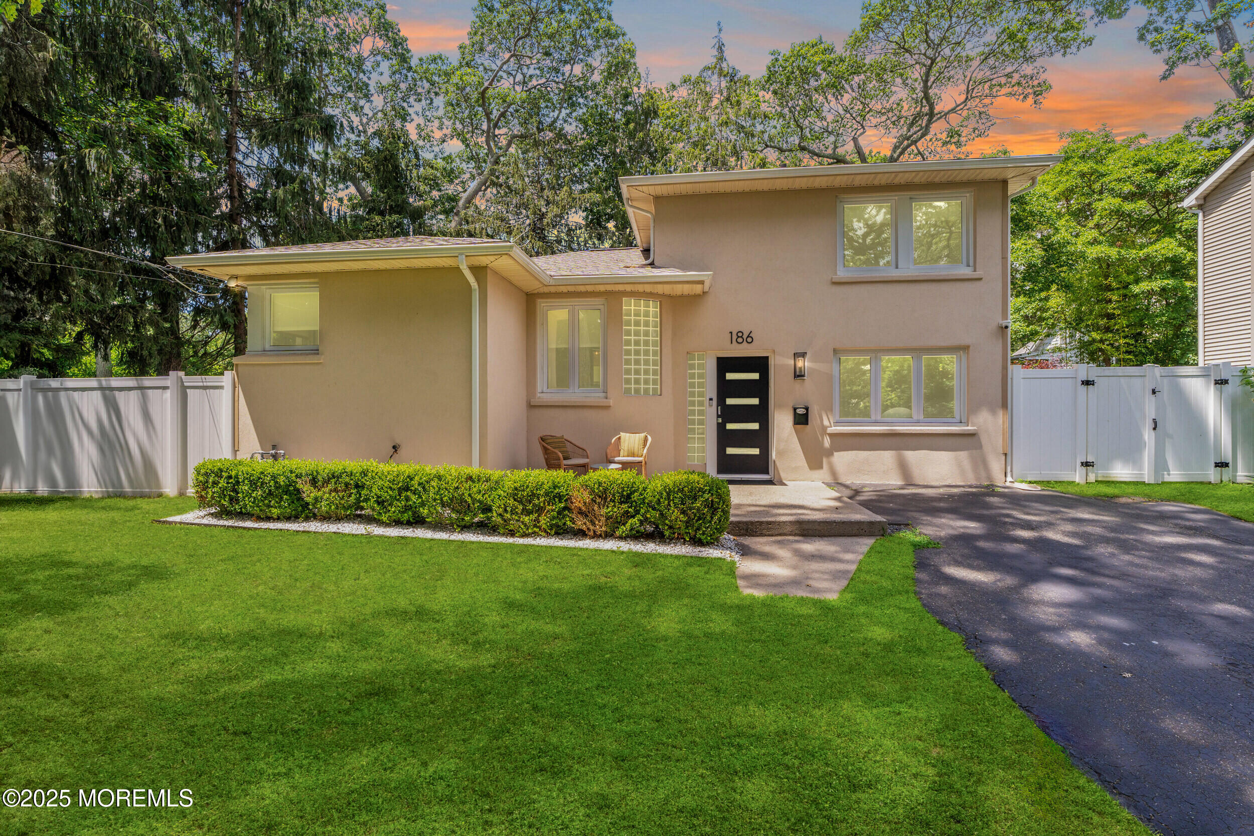 186 Elmwood Road, Oakhurst, NJ, 07755