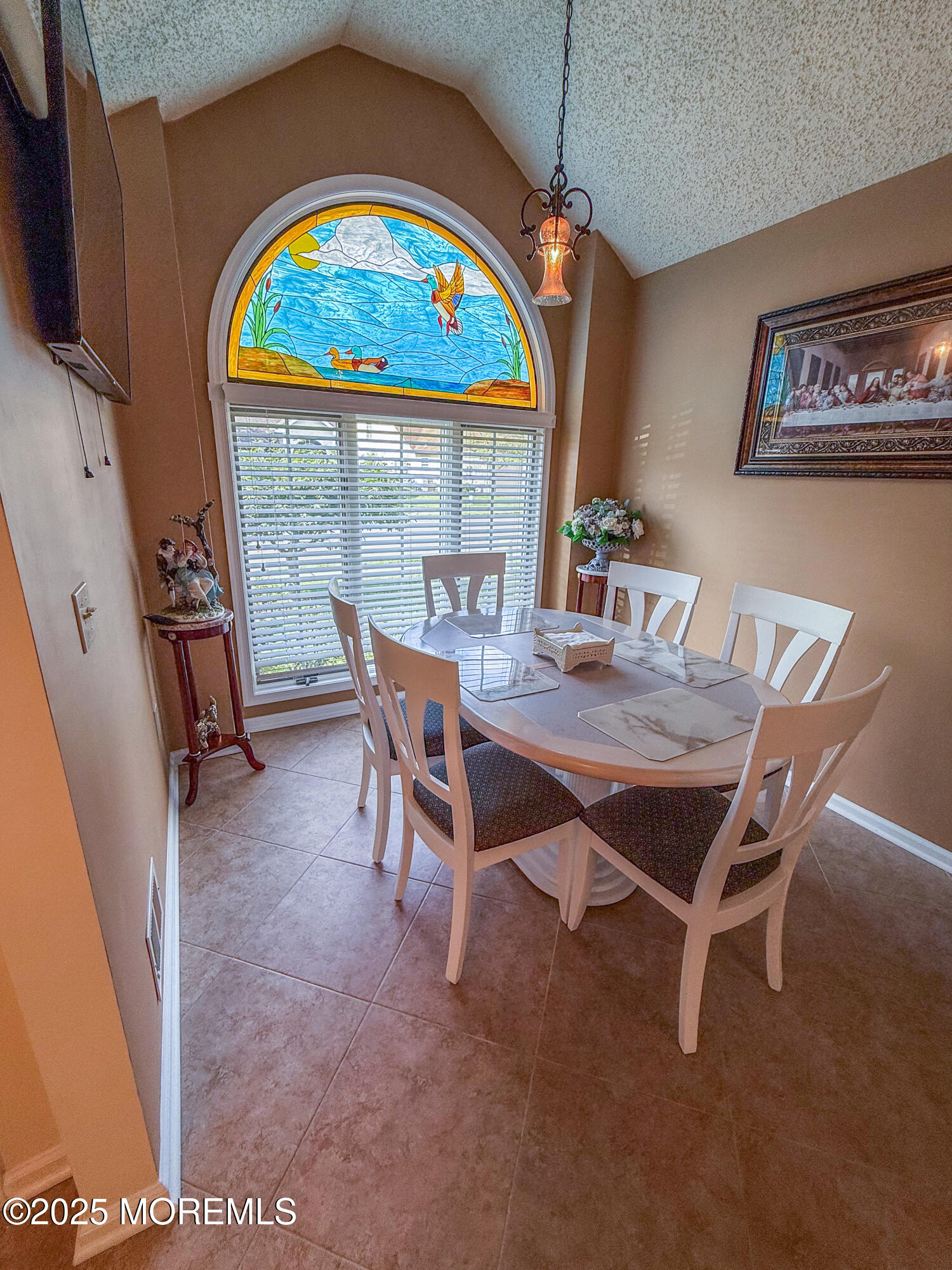 1604 Lacebark Road Image 5