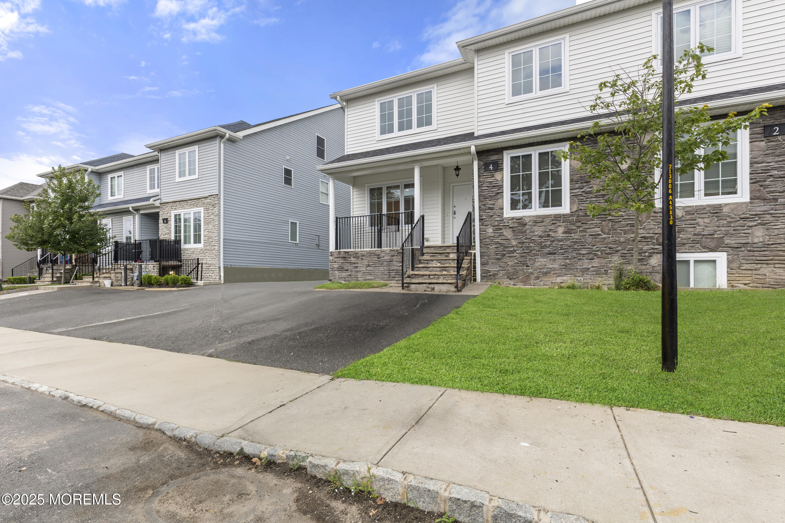 4 Bourbon Court Image 3