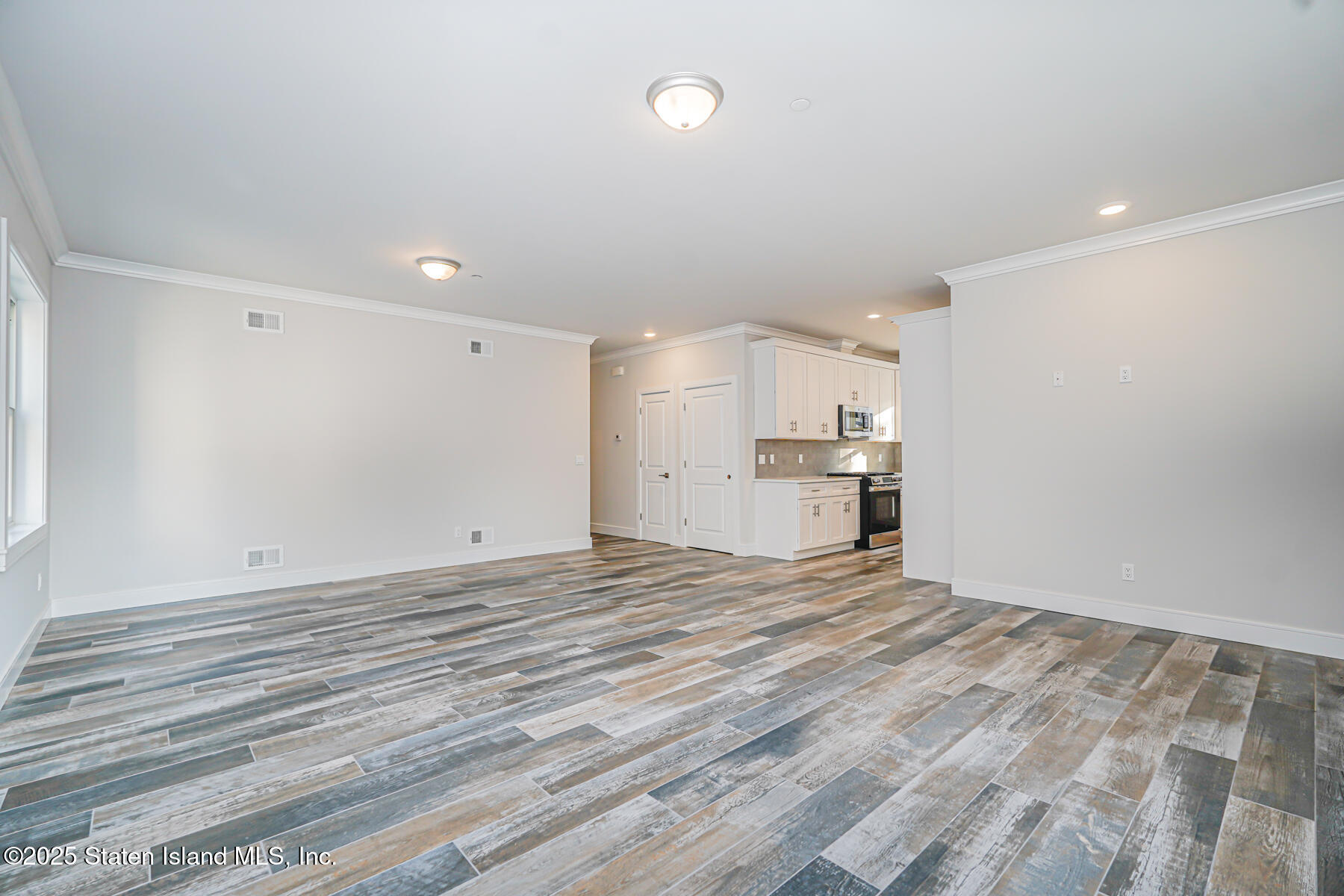 22 Cooper Place Image 4