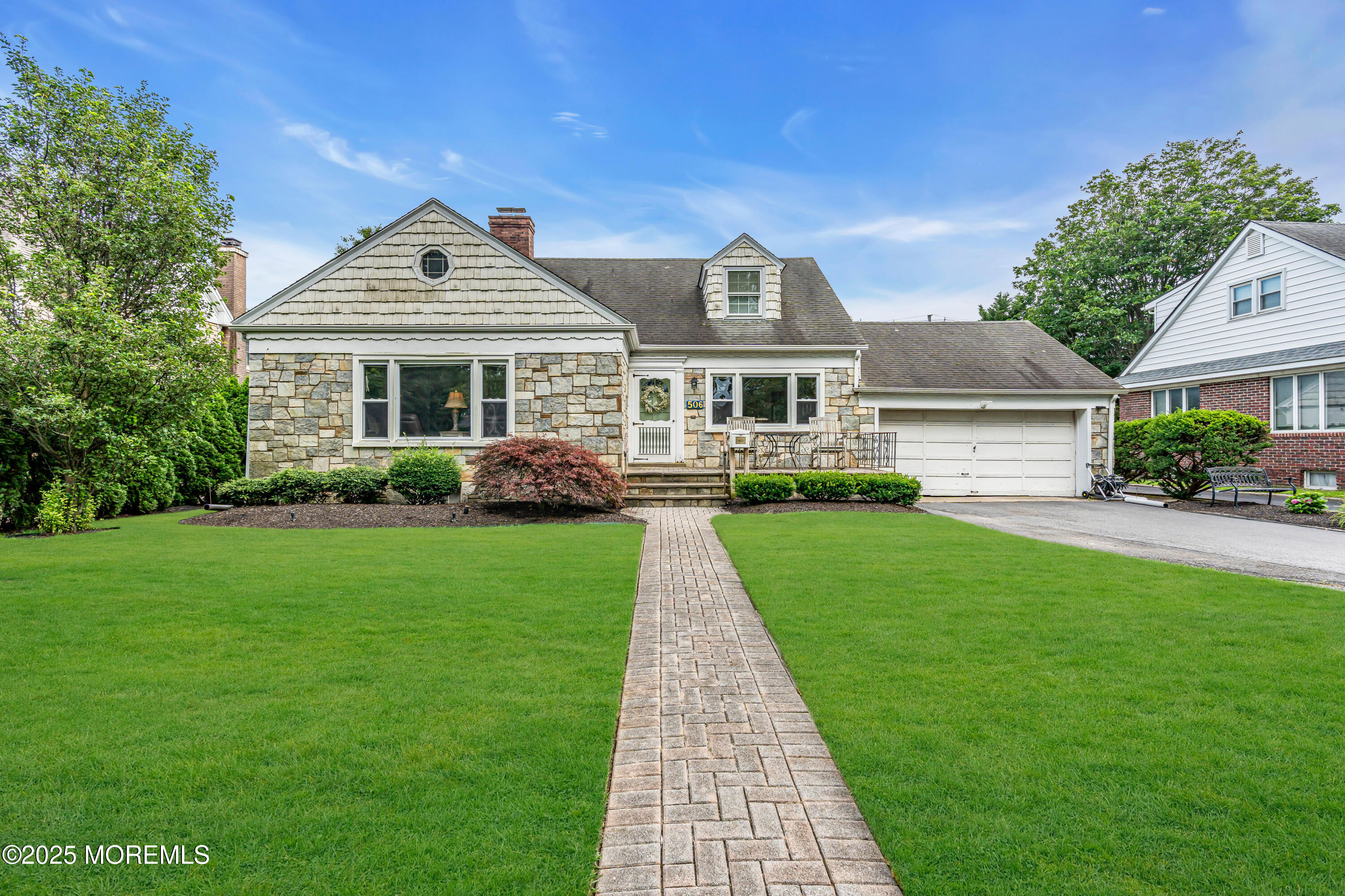 504 Crescent Parkway Image 2