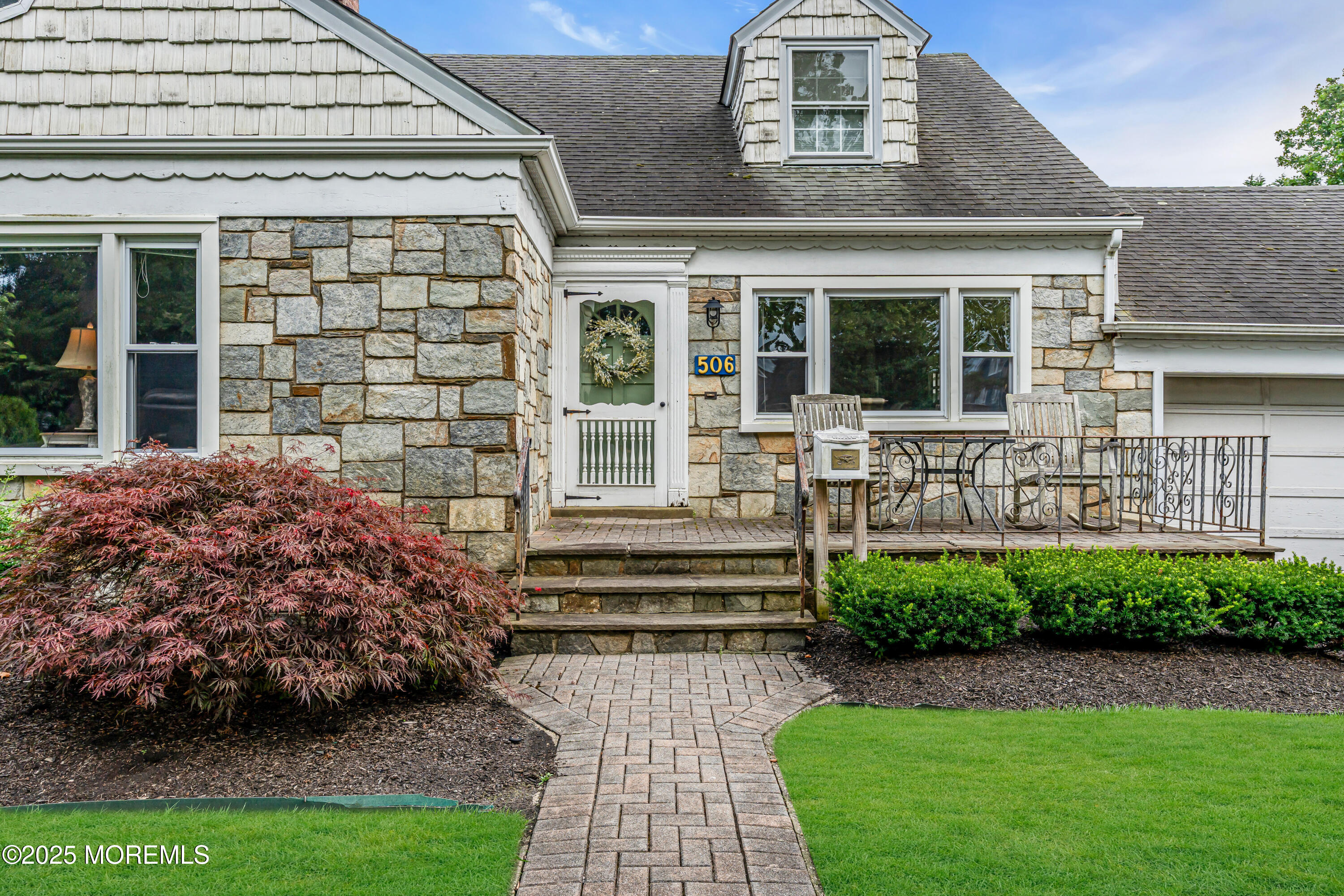504 Crescent Parkway Image 4