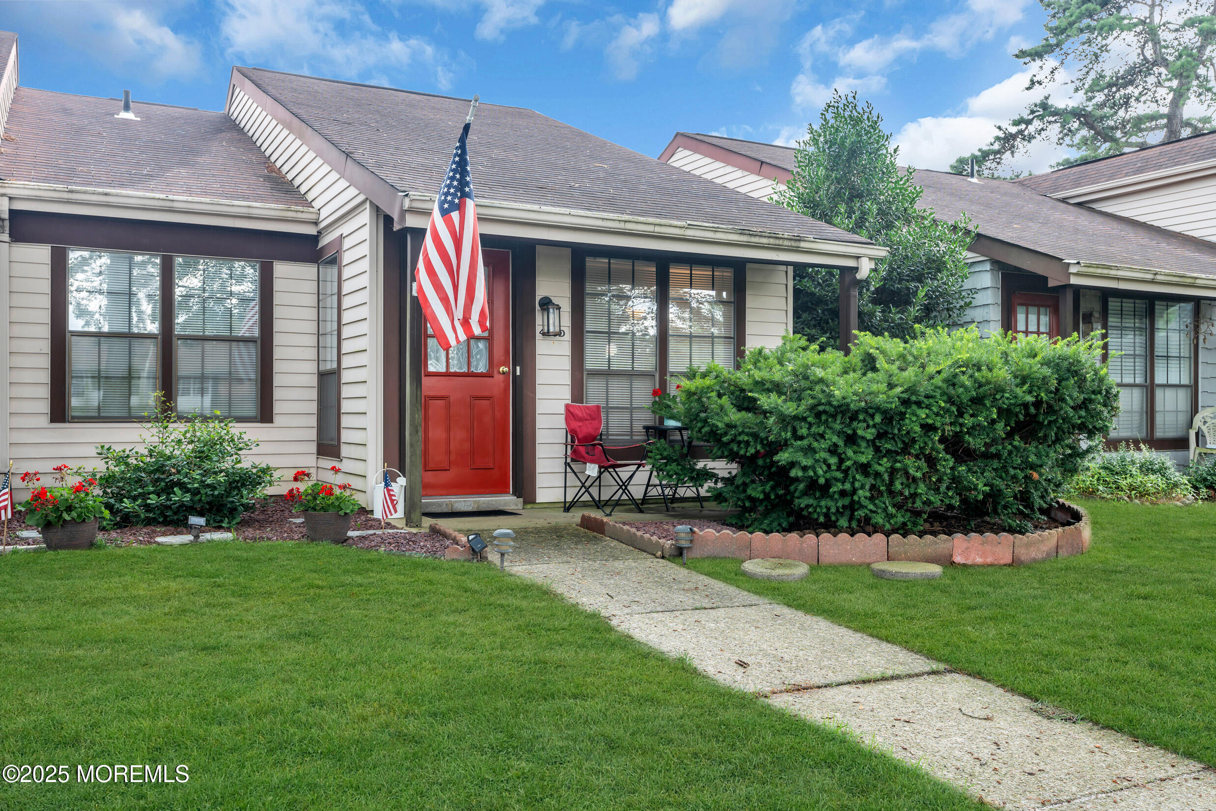 453D Chesterfield Court Image 2
