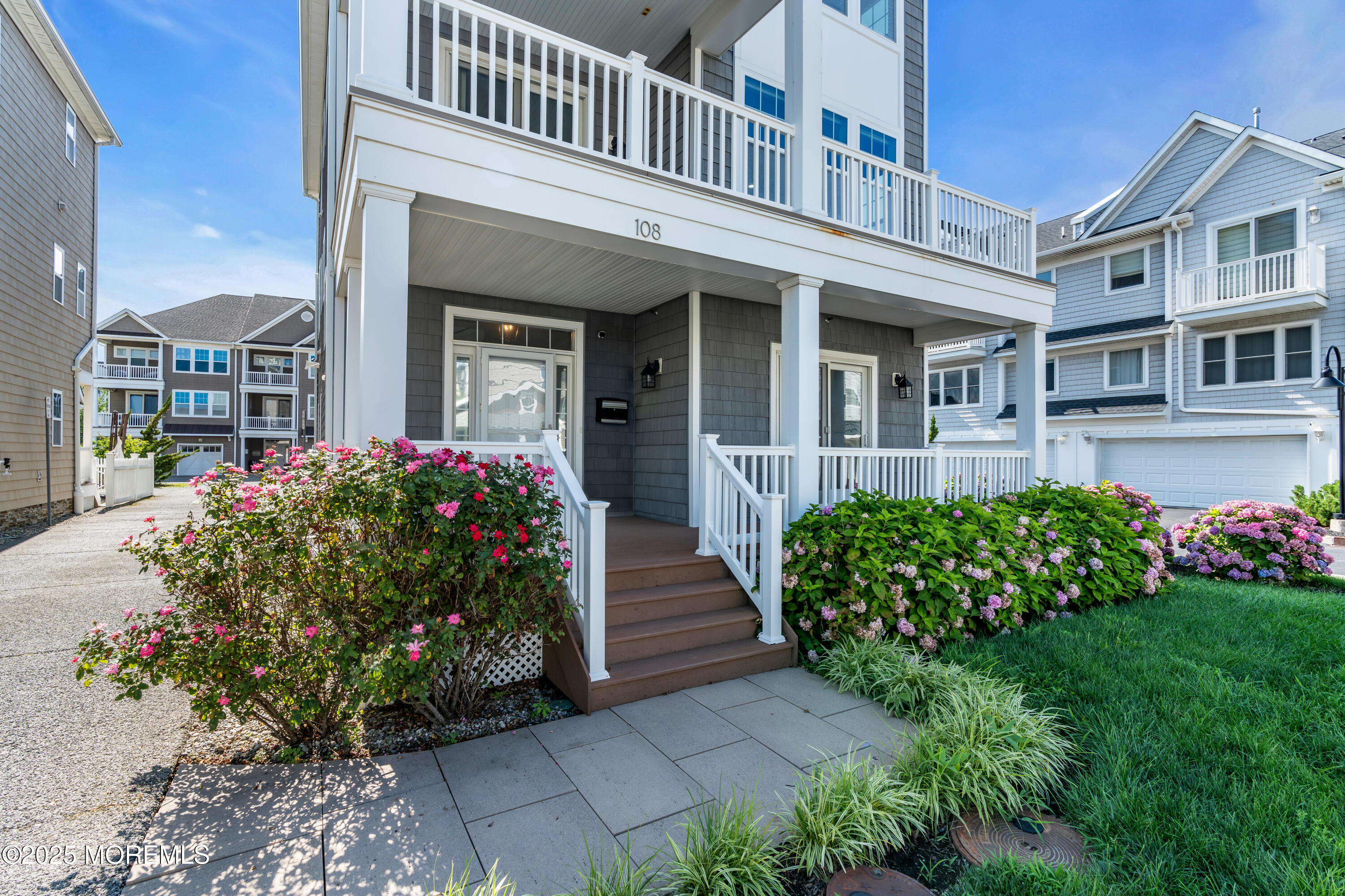 108 Marine Terrace Image 3