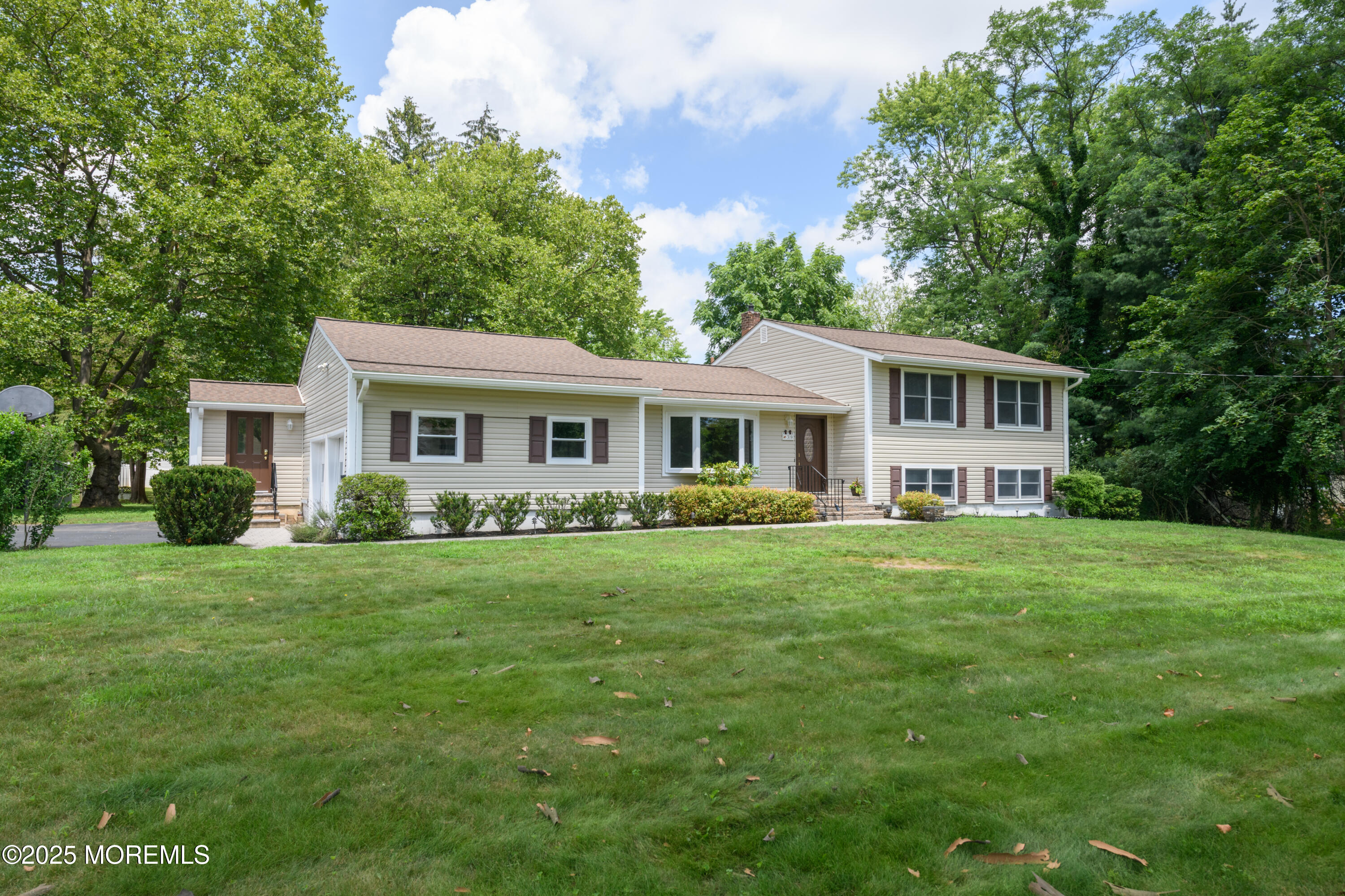 39 Willow Road Image 2