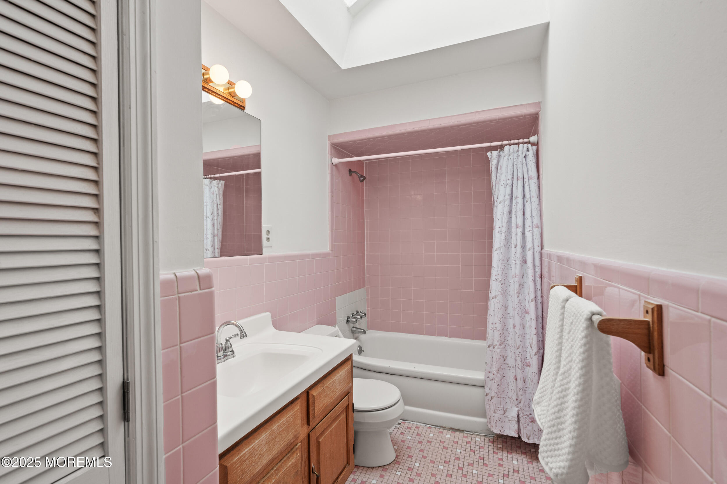 32 Branch Road, Oakhurst, NJ, 07755 image 10
