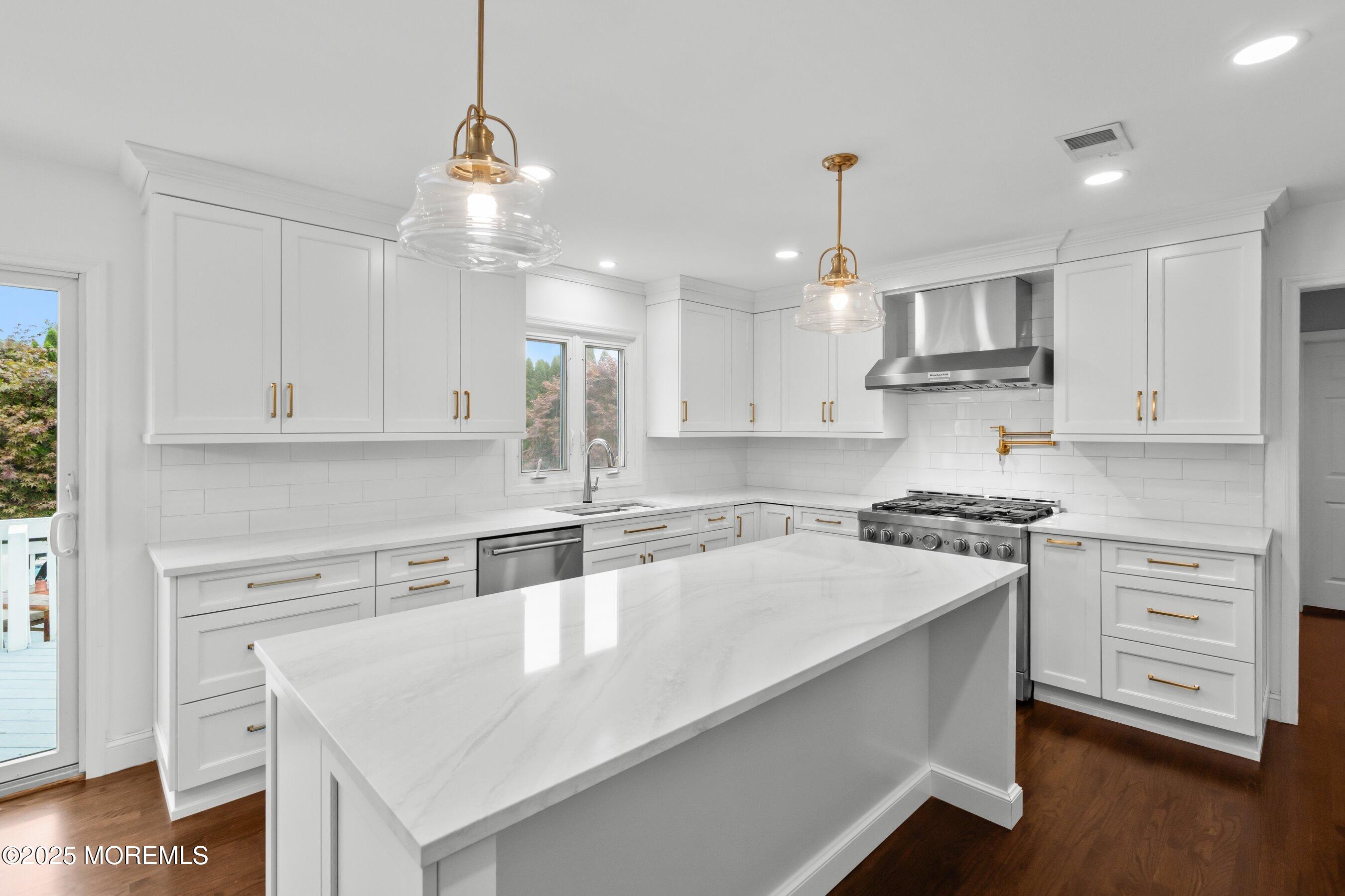 5 Marigold Lane, Marlboro, NJ, 07746 image 22