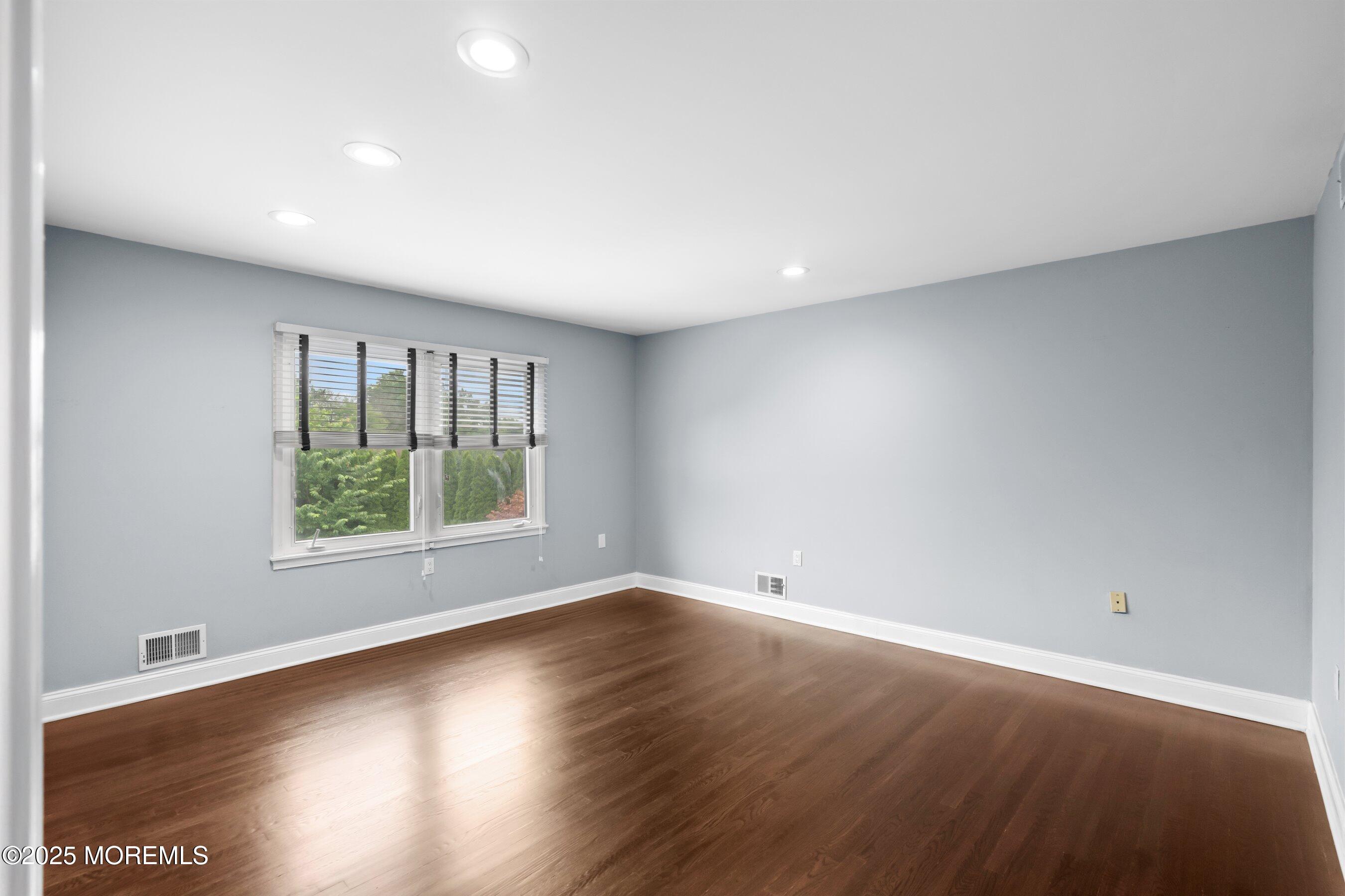 5 Marigold Lane, Marlboro, NJ, 07746 image 38