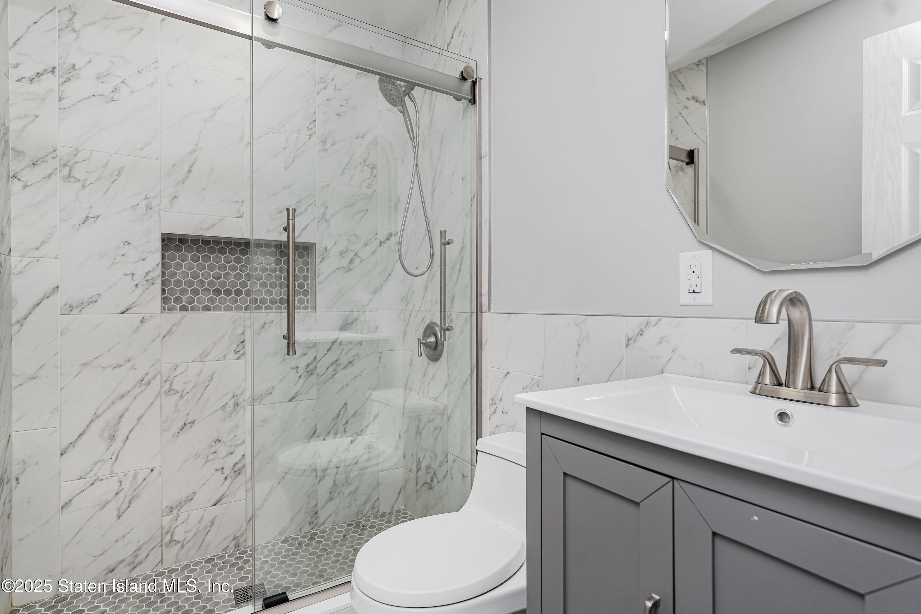 416 Bradford Avenue, Staten Island, NY, 10309 image 14