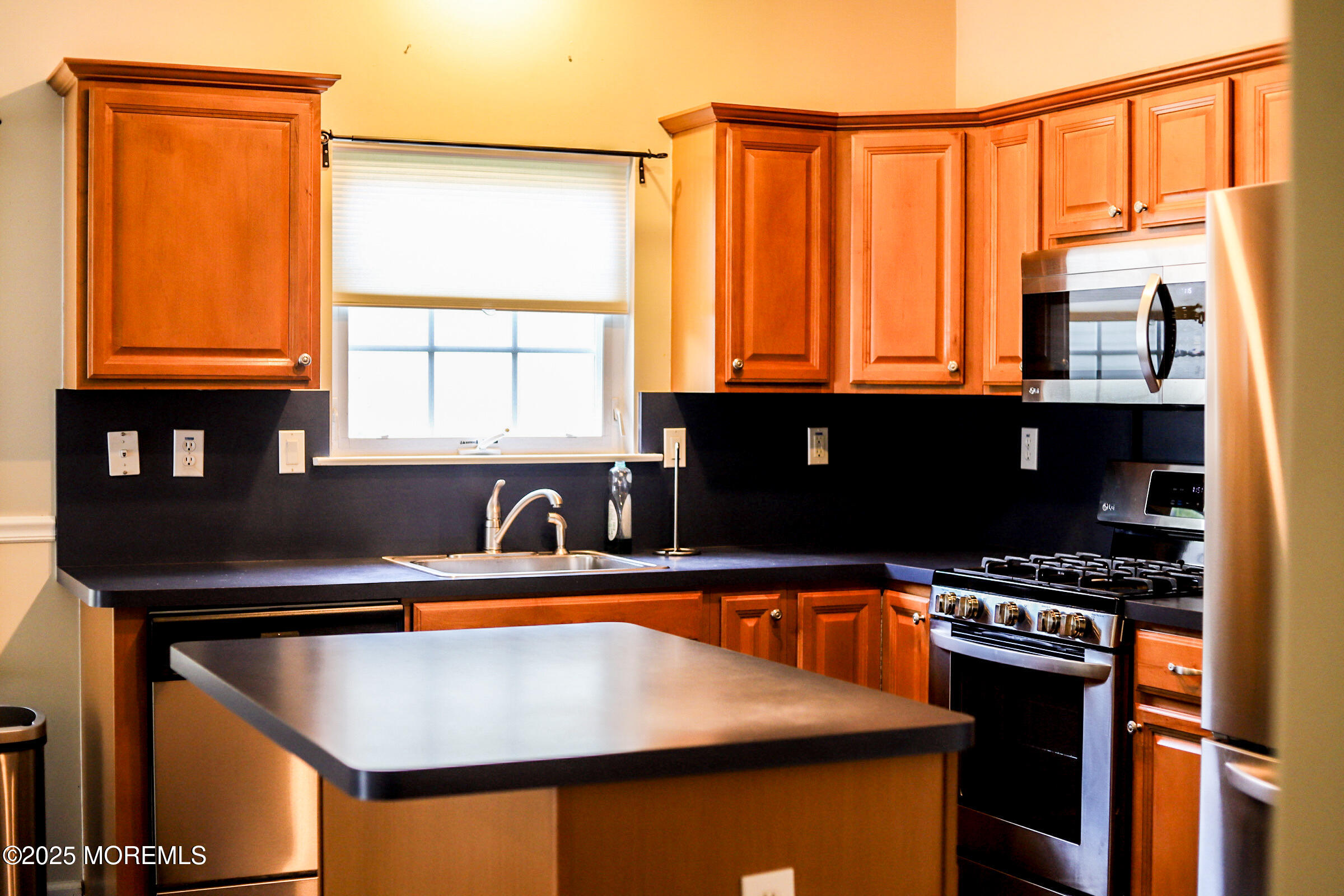 18 Florian Court, Manchester, NJ, 08759 image 9