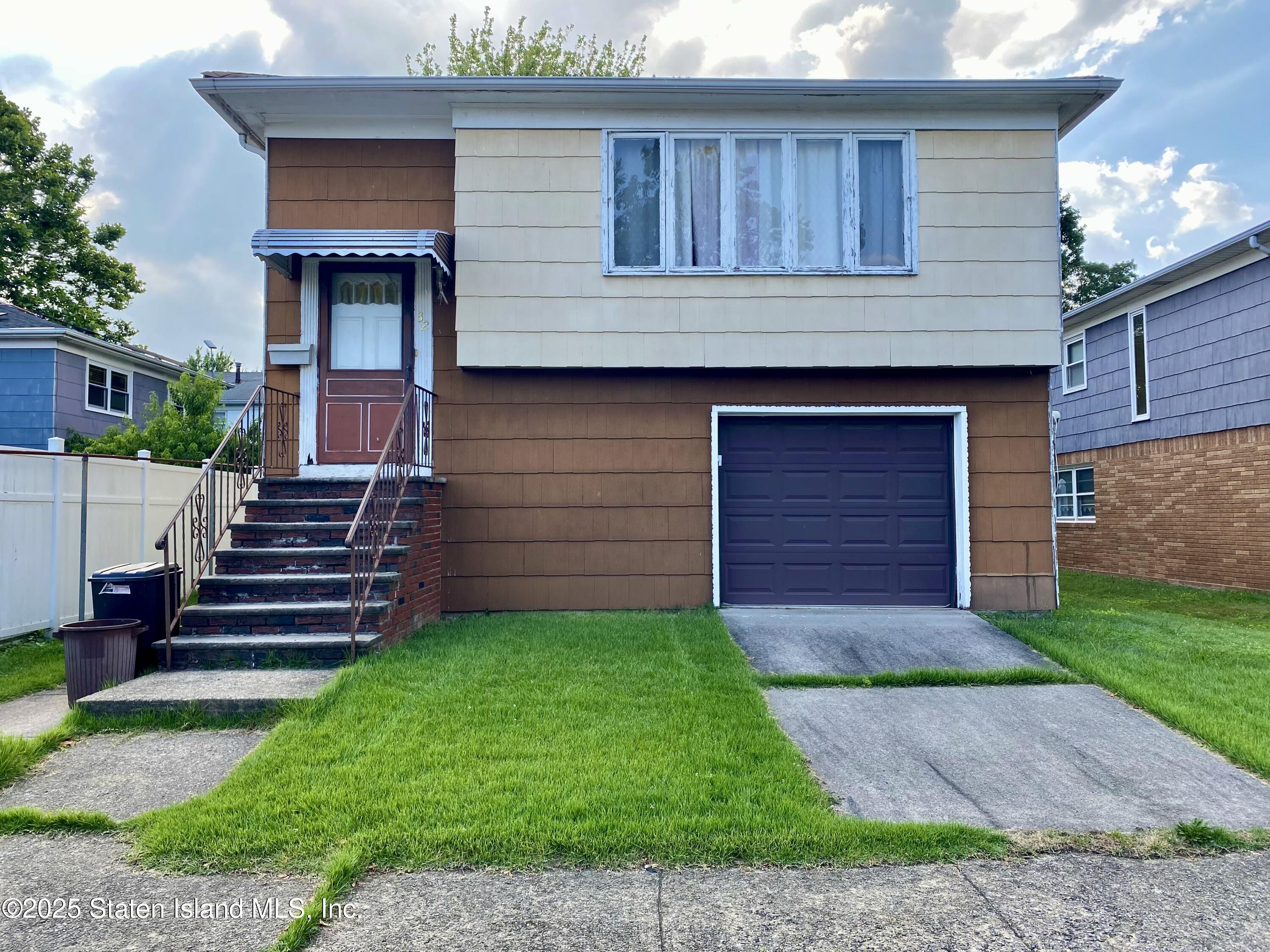 32 Muller Avenue, Staten Island, NY, 10314