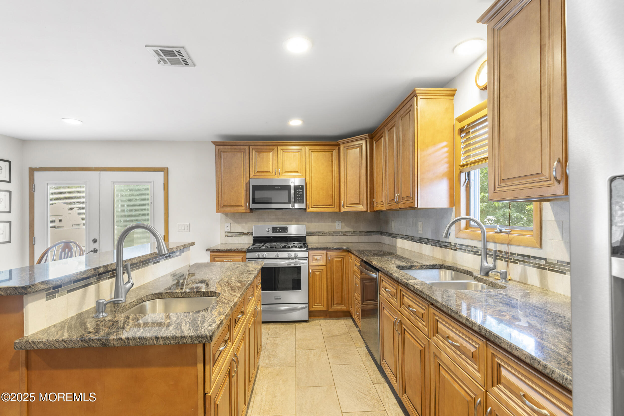 512 Manchester Street, Toms River, NJ, 08757 image 19