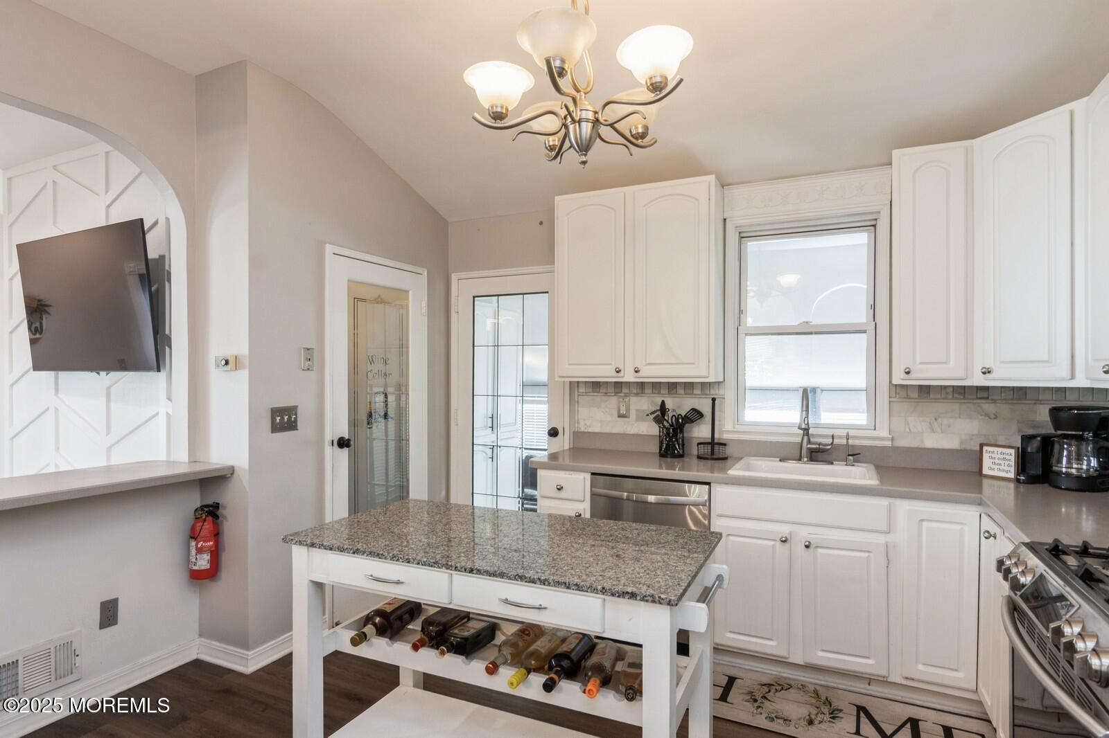 70 Woodshore, Keyport, NJ, 07735 image 14
