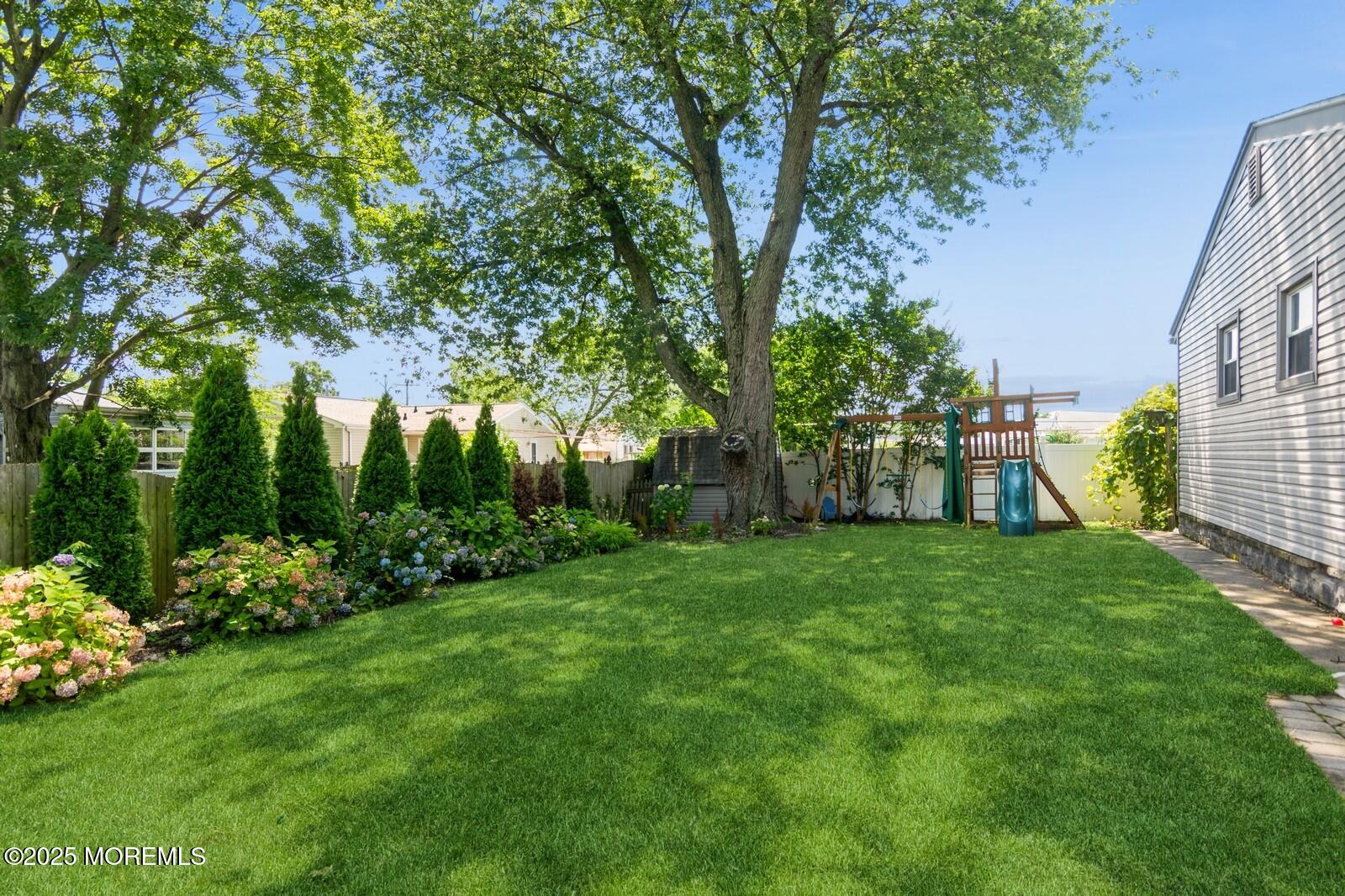 70 Woodshore, Keyport, NJ, 07735 image 25