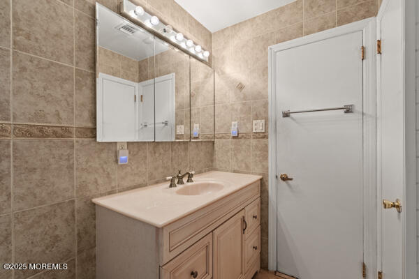 647 Tinton Avenue, Tinton Falls, NJ, 07724 image 23