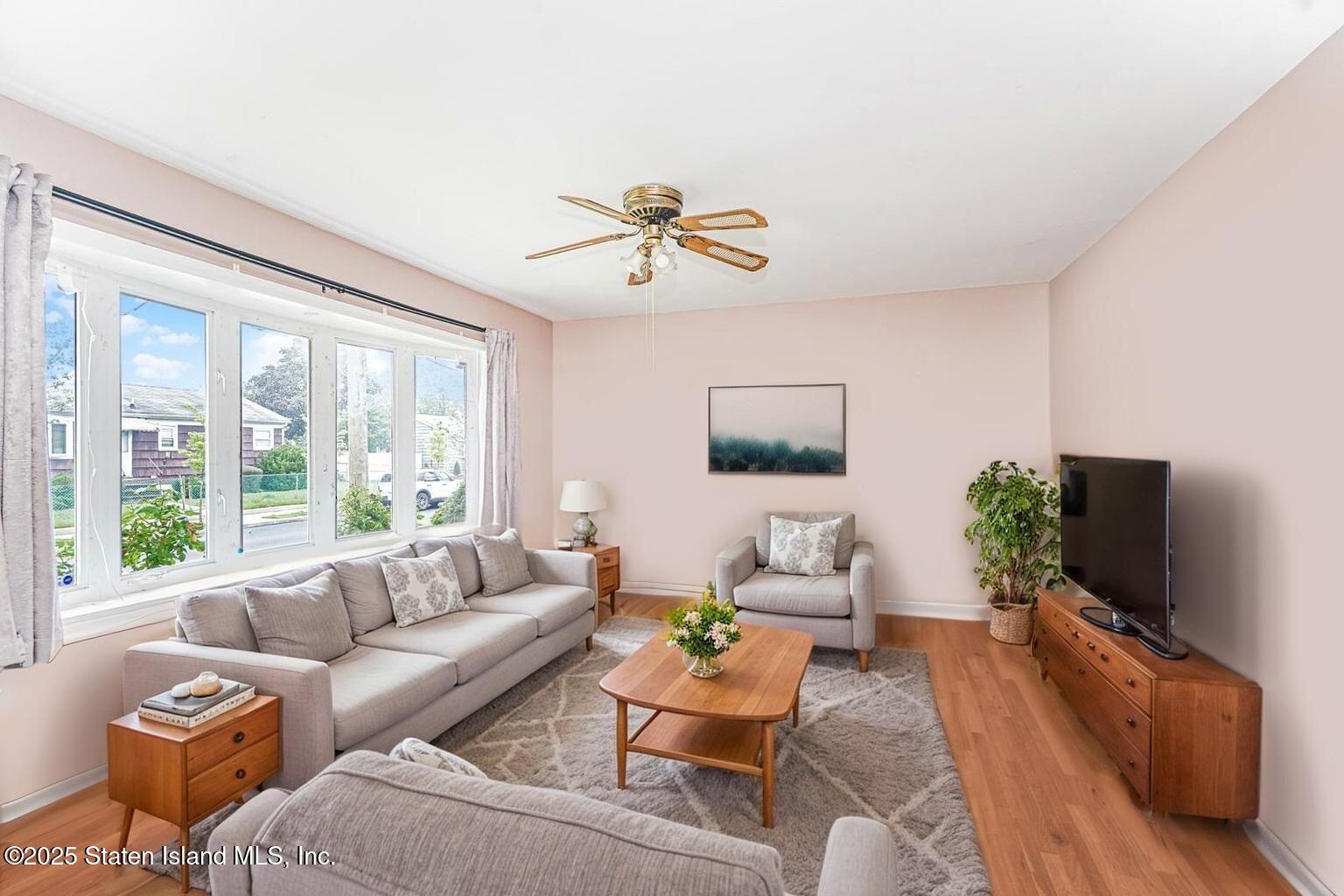 44 Finley Avenue, Staten Island, NY, 10306 image 8