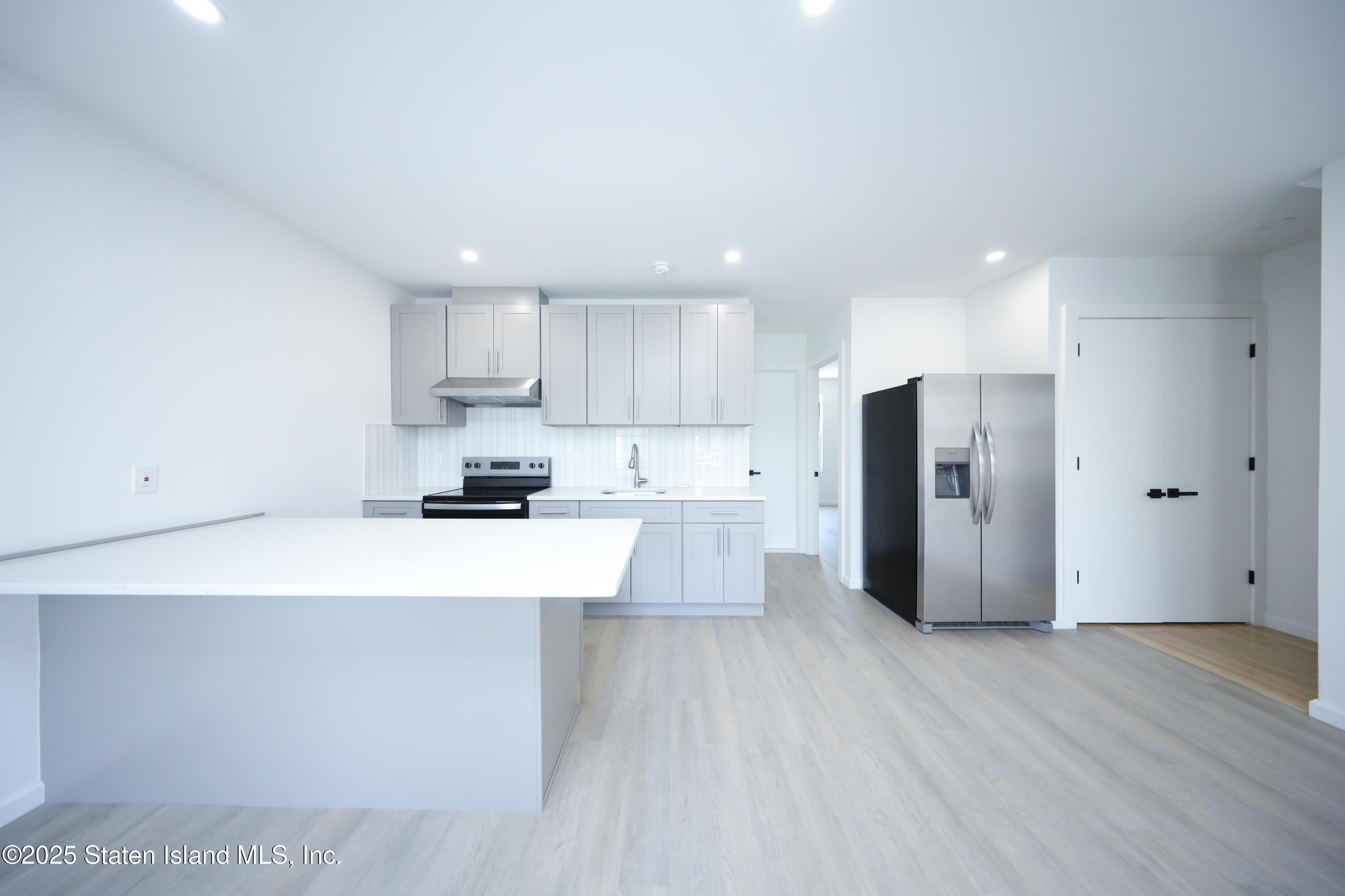 138 Hendricks Avenue, Staten Island, NY, 10301 image 7