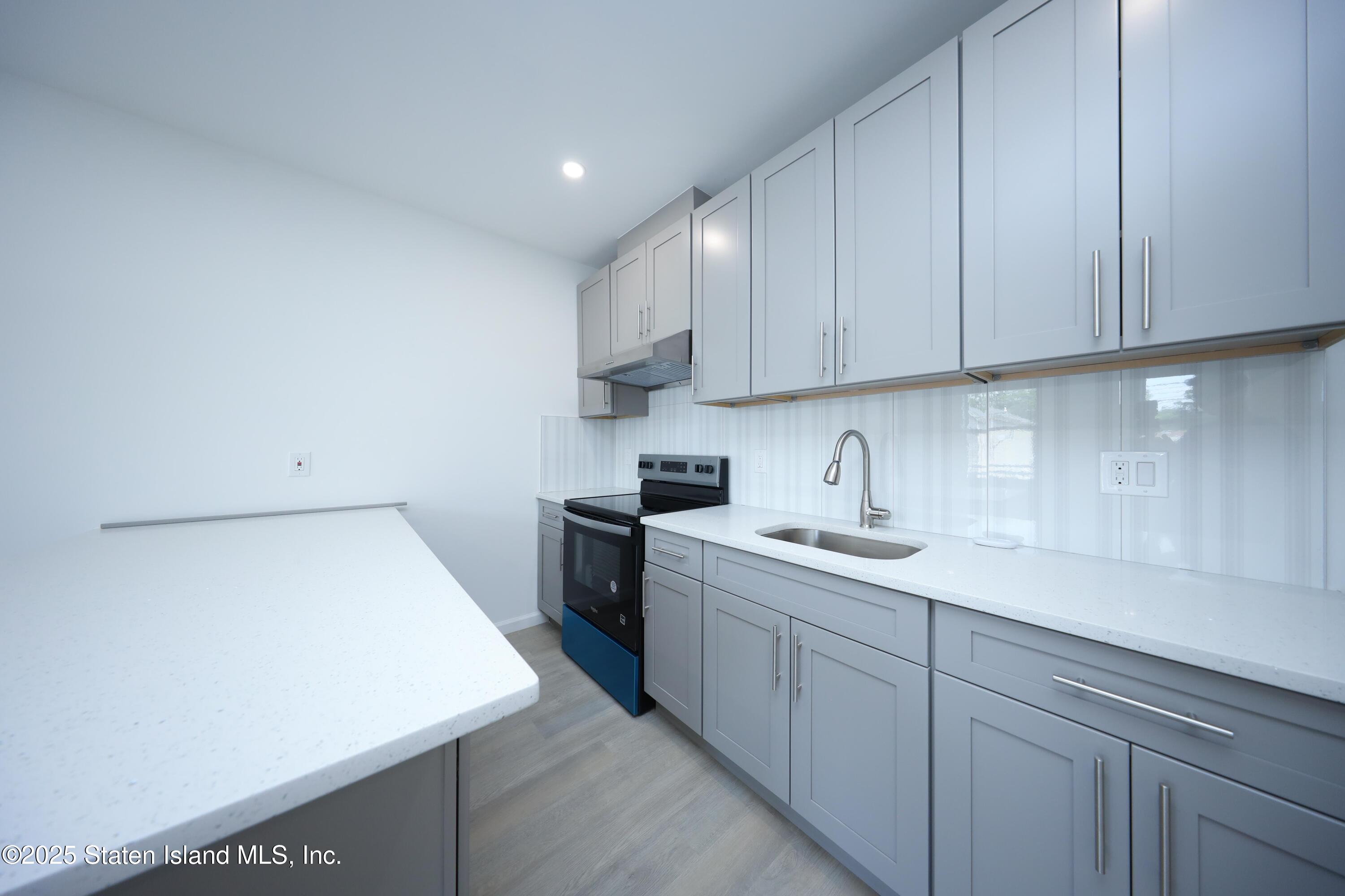 138 Hendricks Avenue, Staten Island, NY, 10301 image 8